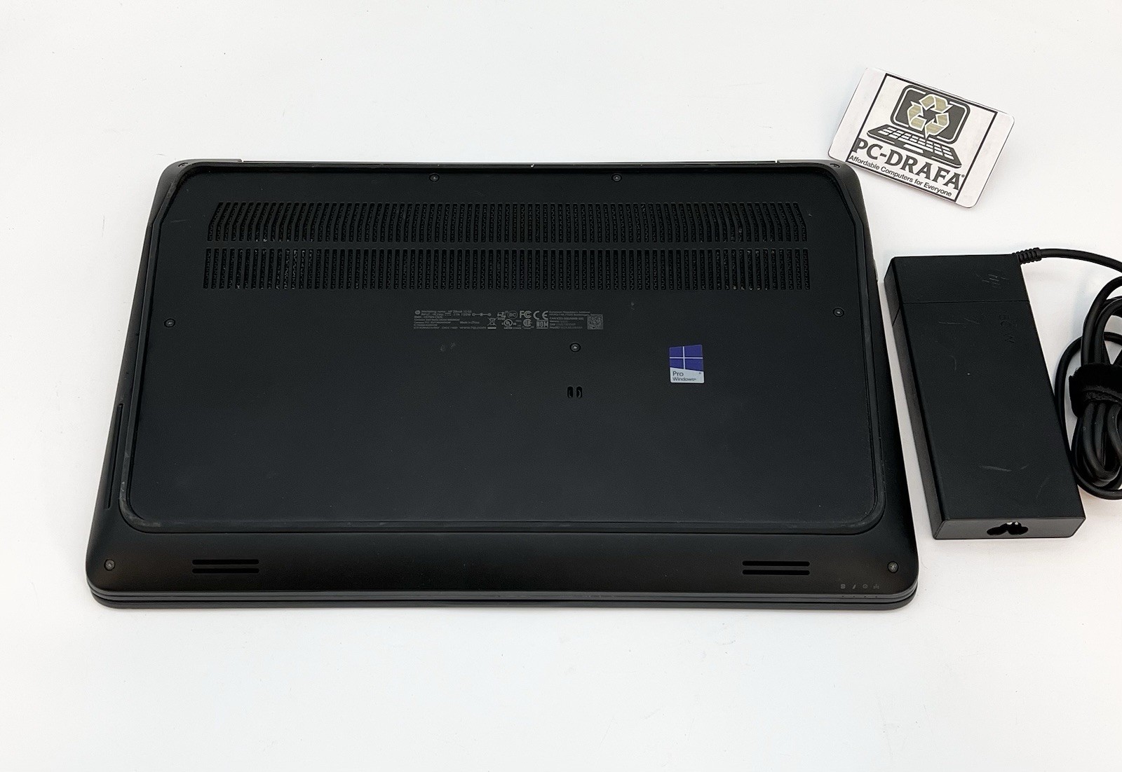 HP zBook 15 G4 i7-7820HQ 2.90GHz 32GB RAM 1tb Nvme SSD Win 11 Pro NVIDIA M2200