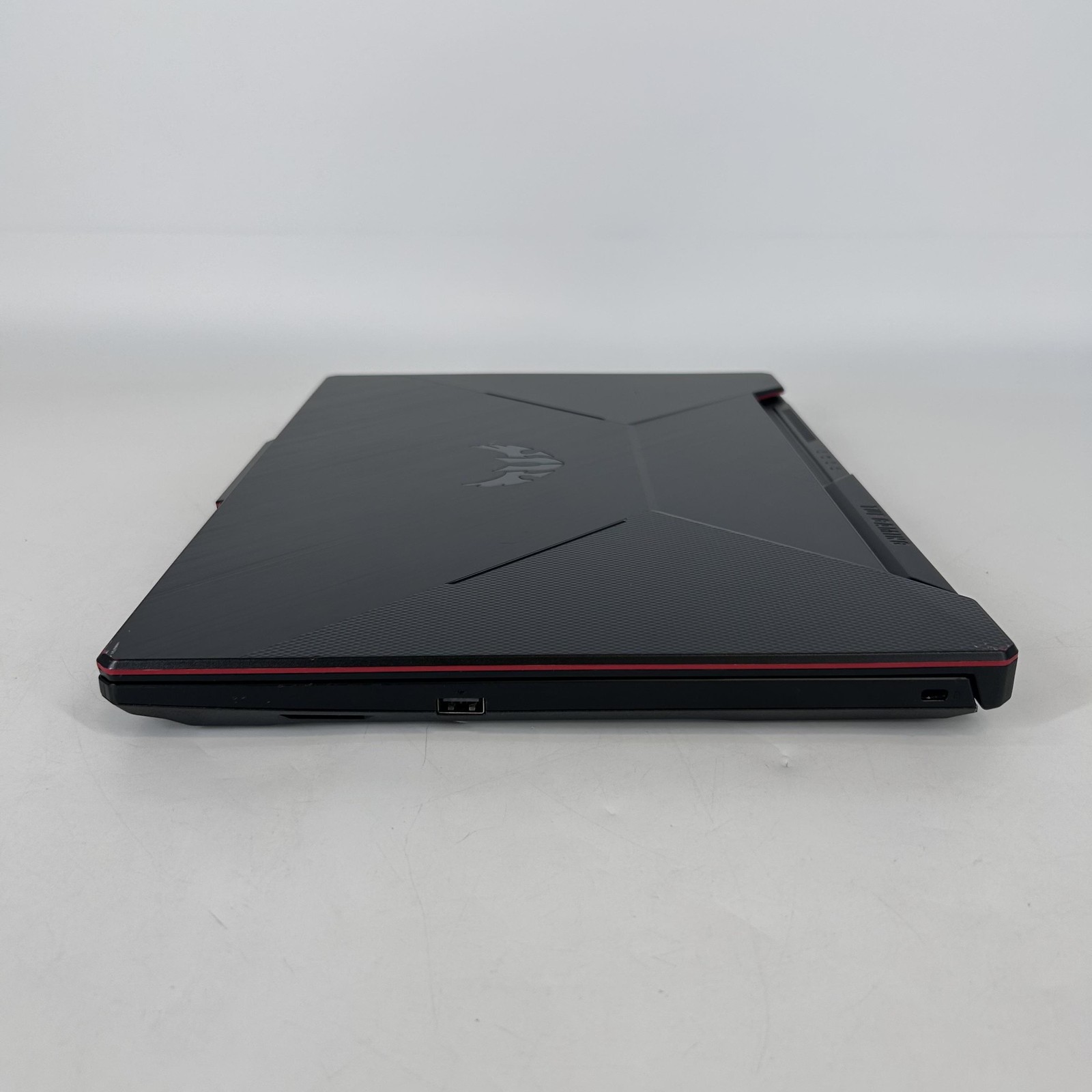 Asus TUF Gaming F15 144Hz FHD i5-10300H 2.50GHz 8GB 512GB SSD NVIDIA GTX 1650
