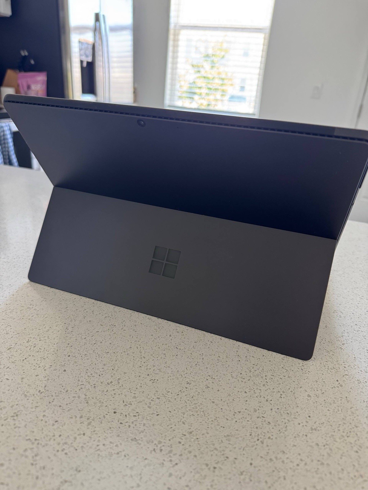 13″ Microsoft, Surface Pro 8, i5-1135G7 2.40GHz, 8GB, 128GB SSD, Touchscreen