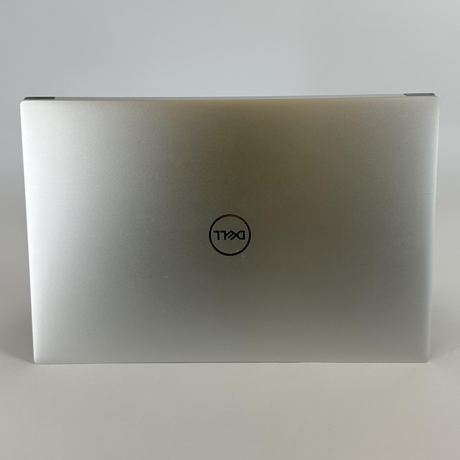 Dell XPS 15 9510 Silver FHD+ i5-11400H 2.70GHz 16GB RAM 512GB SSD Very Good