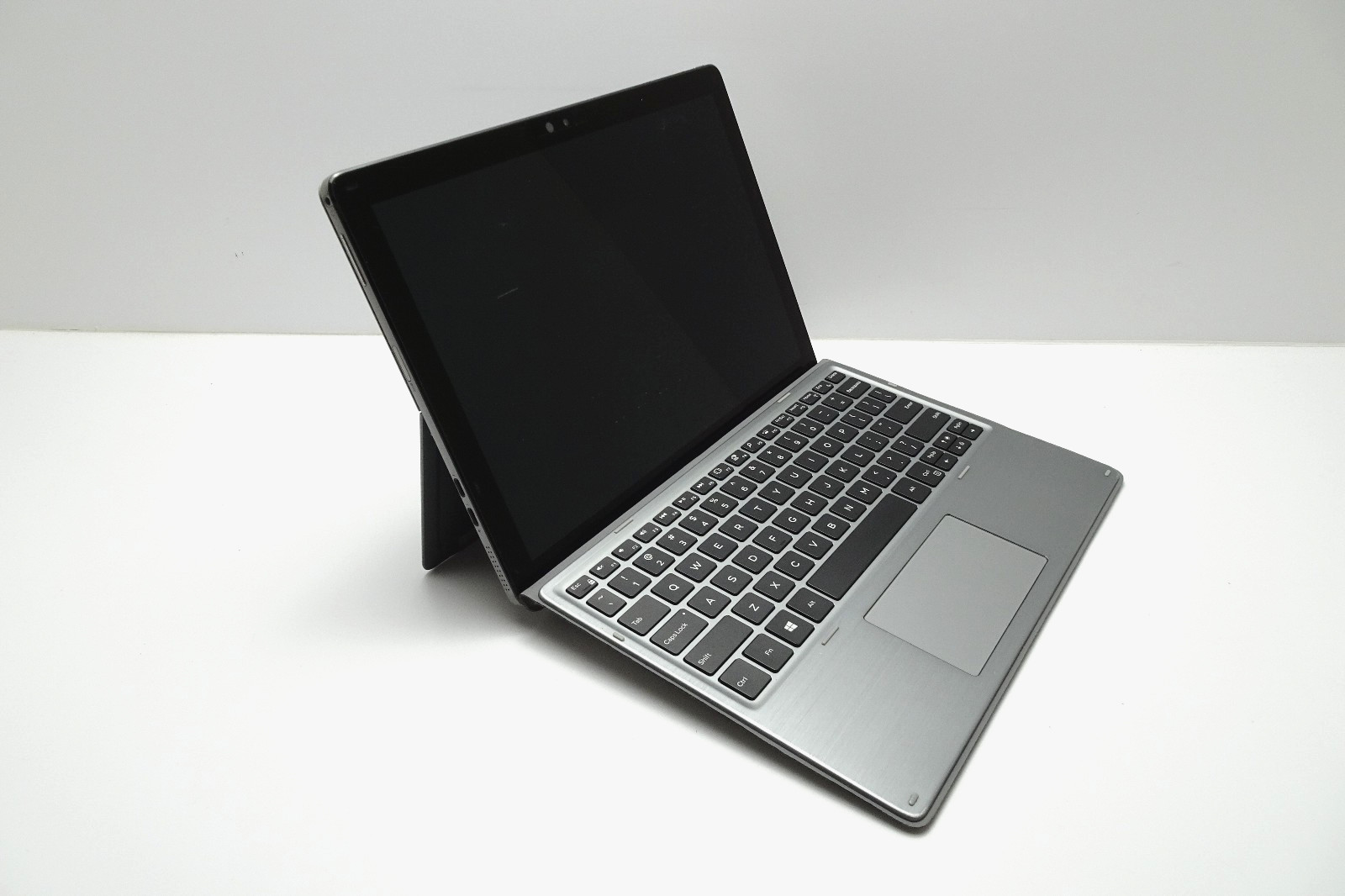 Dell Latitude 7200 2-in-1 | i5-8365U | 8GB RAM | 512GB NVMe | Linux | READ