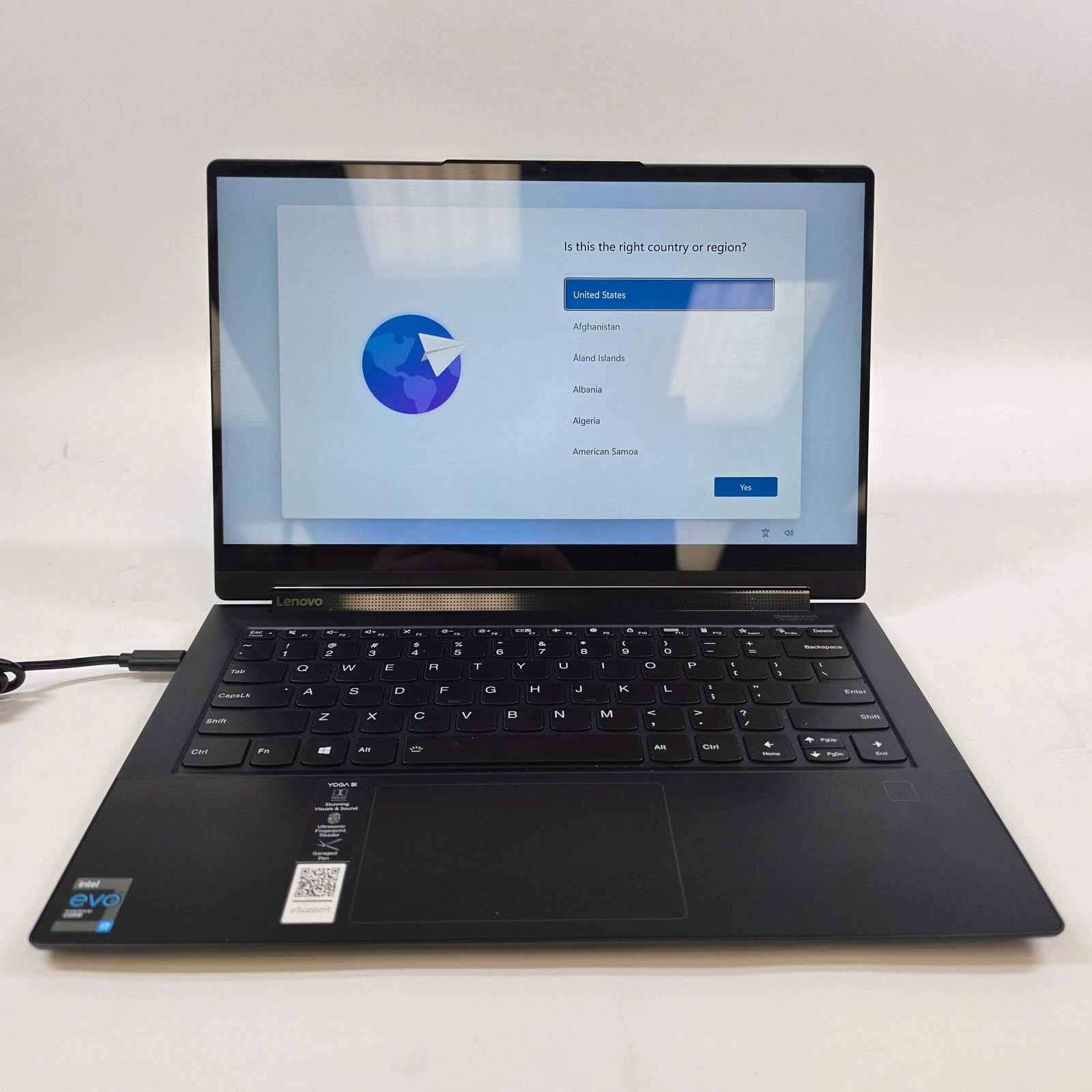 Lenovo Yoga 9i 14ITL5 14″ i7-1195G7 2.9GHz 16GB RAM 1TB SSD