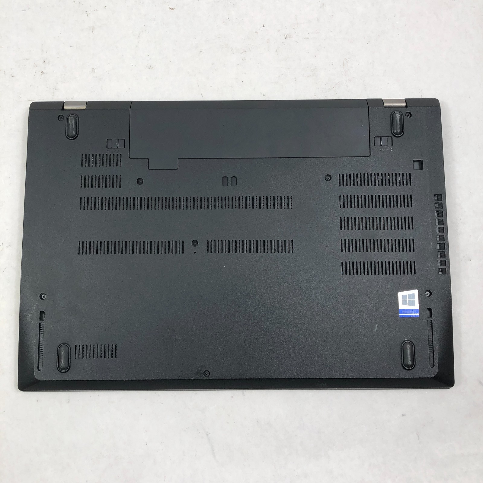 Lenovo ThinkPad T580 15.6″ Intel Core i5-8350U 16GB RAM 256GB SSD No OS/AC