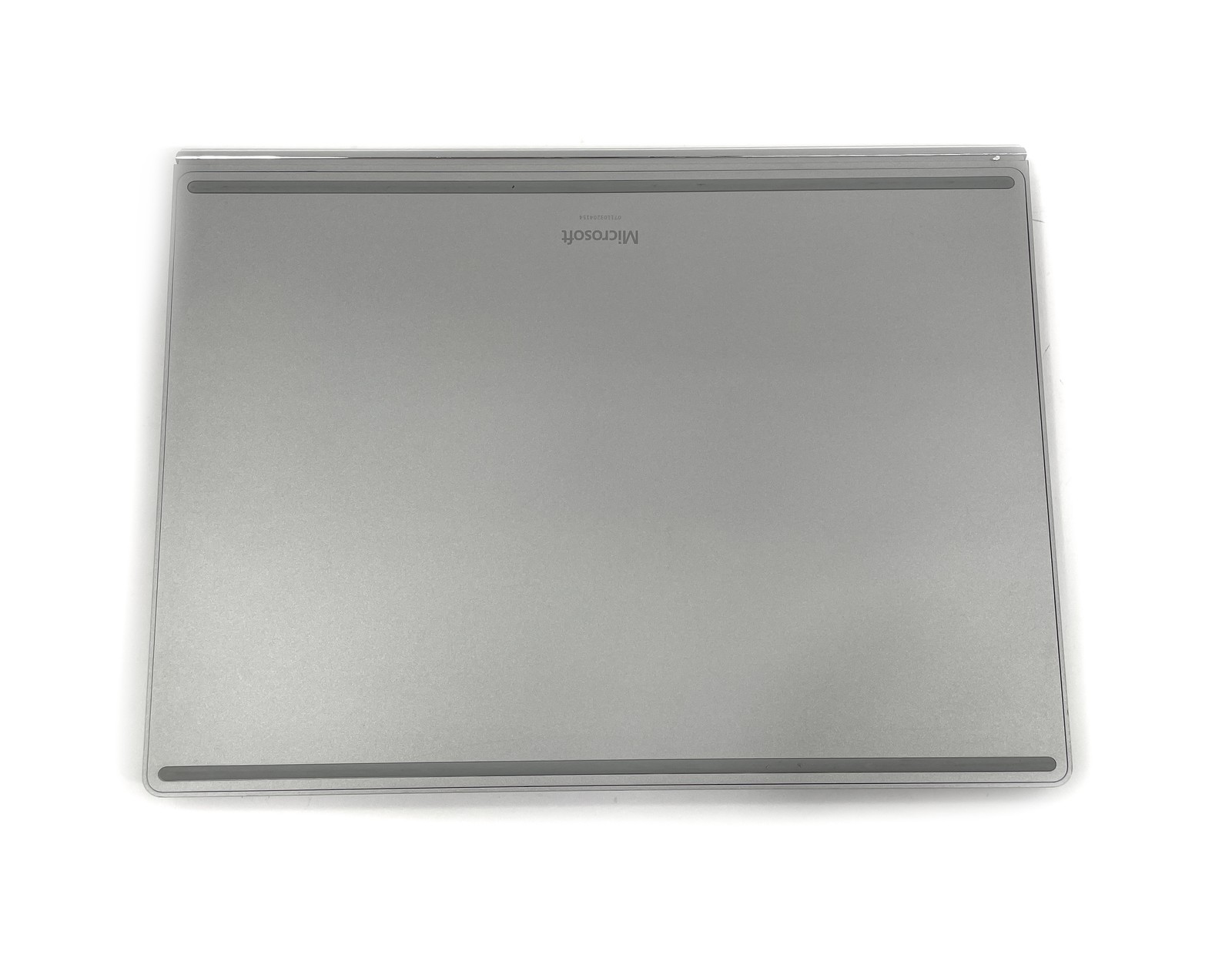 Microsoft Surface Book 3 Laptop i7-1065G7 256GB SSD 16GB RAM – No OS – Desc