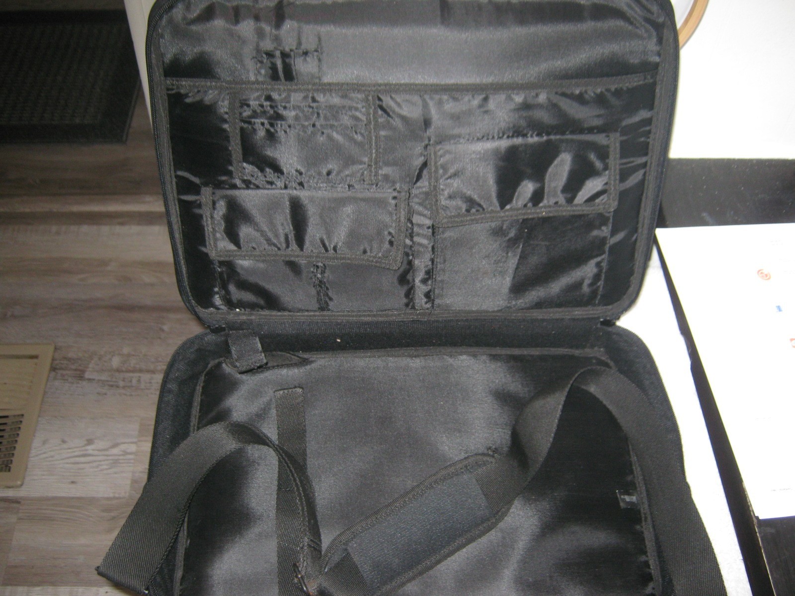 HP 2000 Laptop TPN-1108