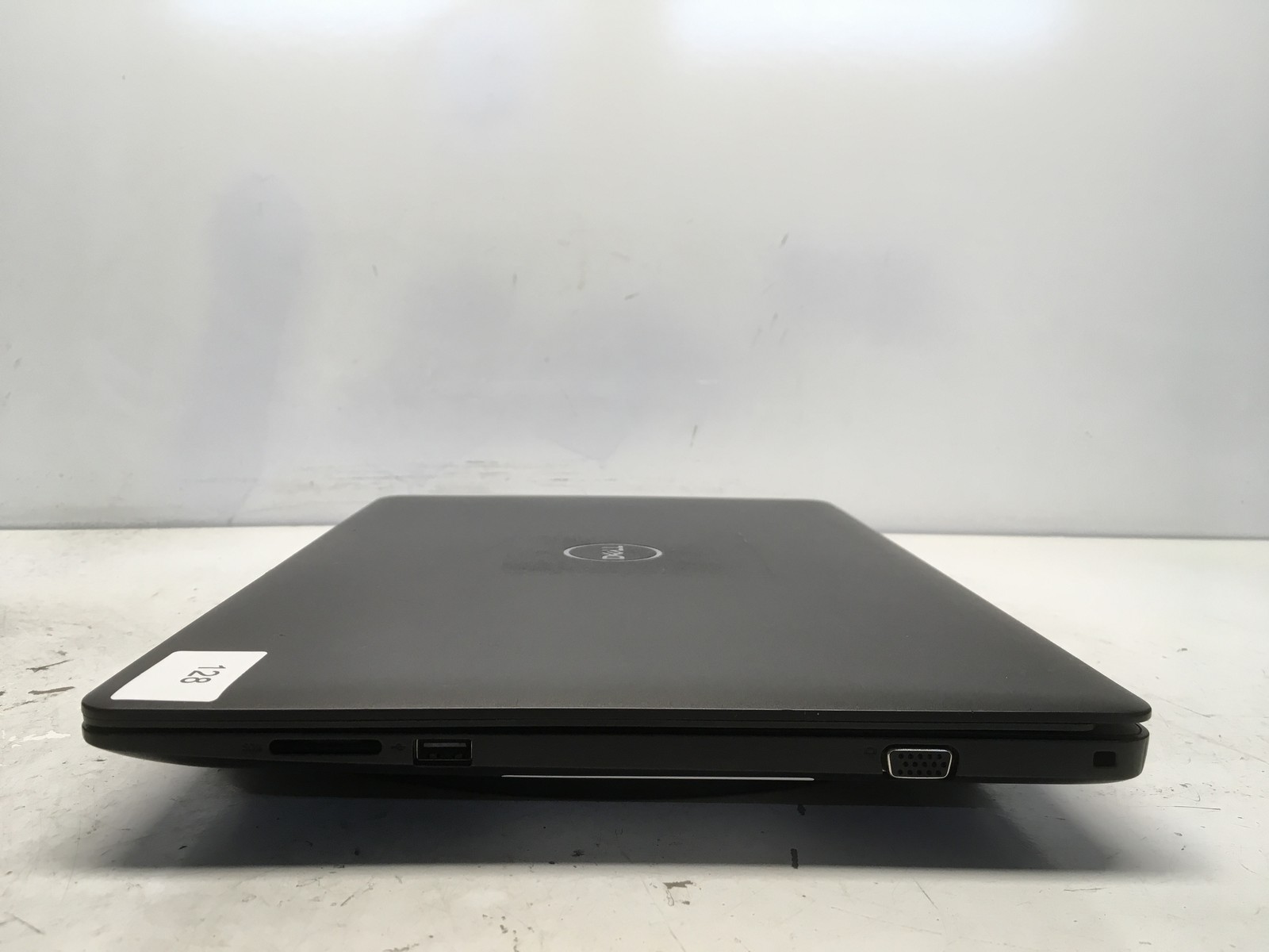 Dell Latitude 3590 Intel i3-7020U 2.3GHz 8 GB NO HDD No Batt