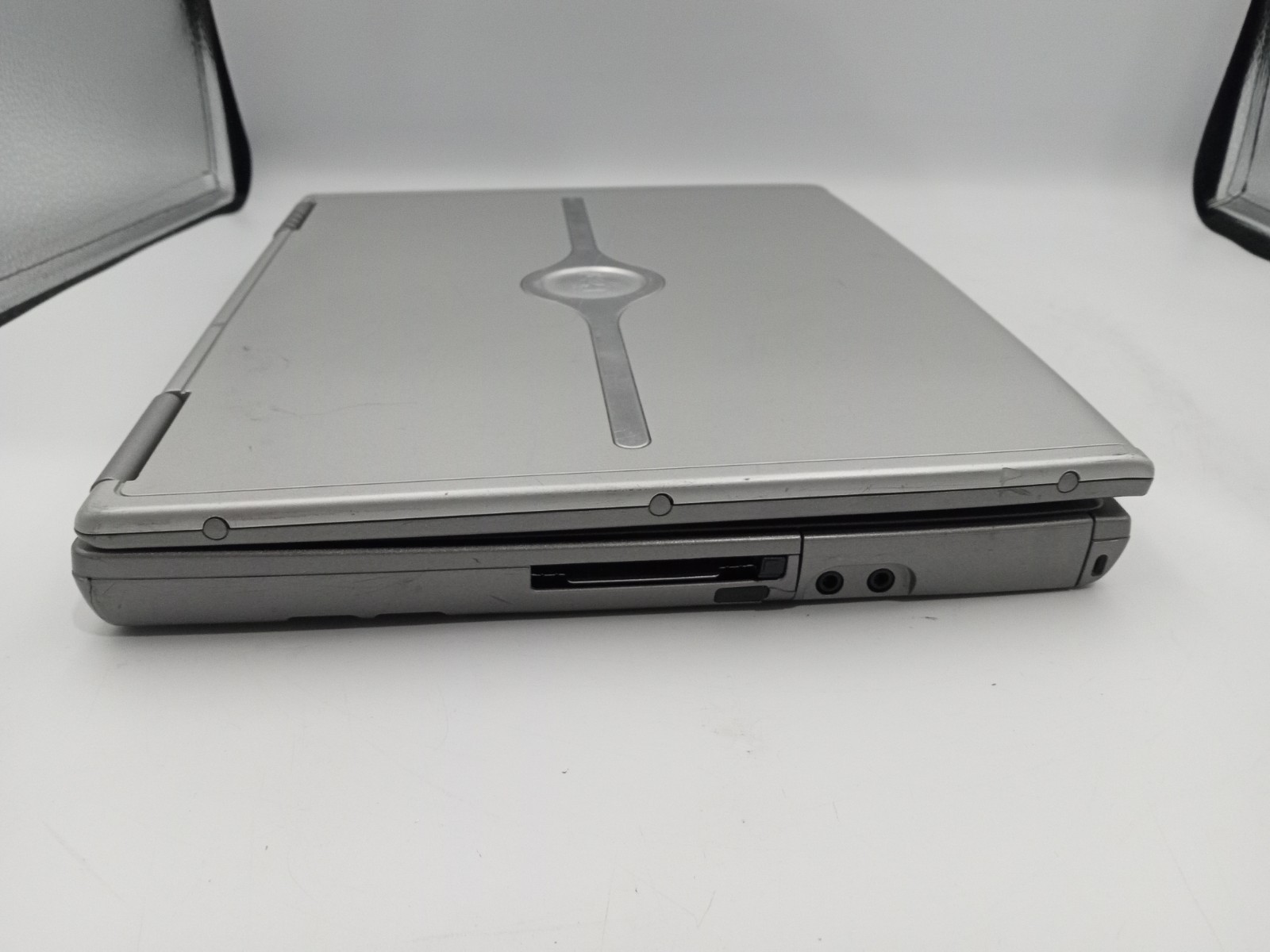 Dell Inspiron 600m 14″ Laptop Intel Pentium 2.0GHz 512MB RAM 60GB HDD WinXP -RR