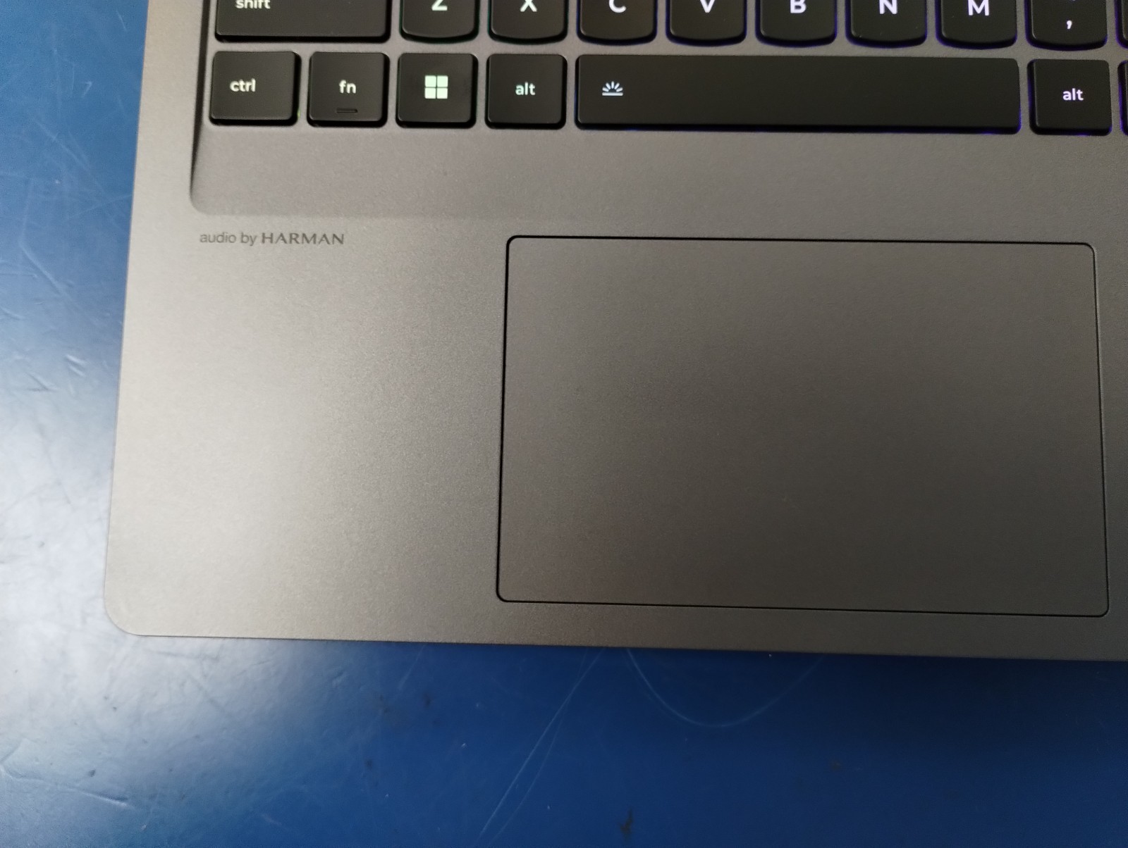 Lenovo Legion 5 16IAX10, Intel Core Ultra 9 275HX, 2.70 GHz 32 GB RAM, 1 TB NVMe