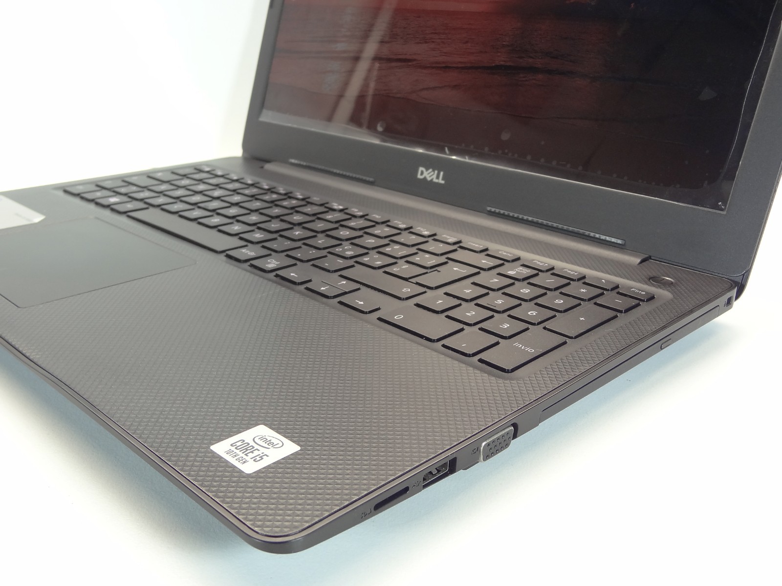 Dell Vostro 3590 i5-10210U 8RAM 256SSD WiFi6 Office24 1 Year Warranty – Microdirect