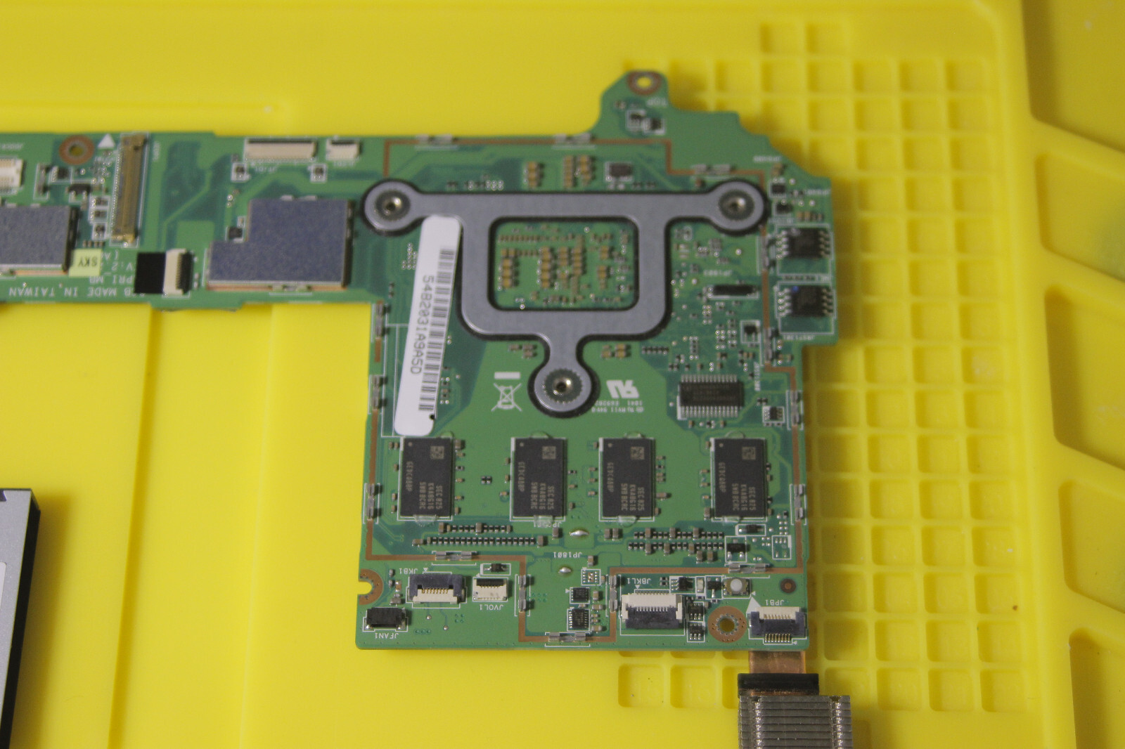 Xplore iX125R1 Motherboard replacement working condition.
