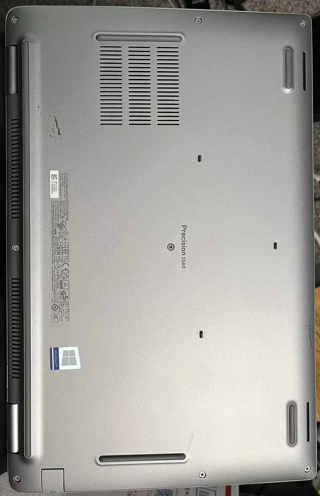 Dell Precision 3560 15.6″ FHD i7-1165G7 16GB 512GB NVMe NvidiaT500