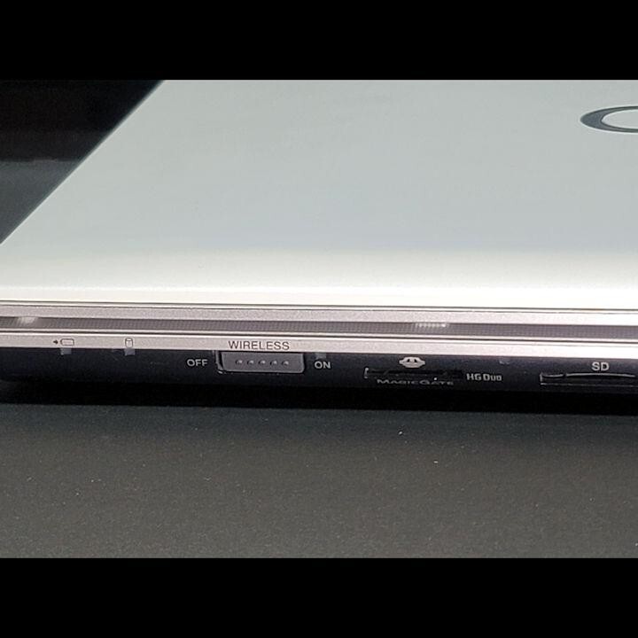 SONY VAIO VPCF118FJ/W White Intel Core i5/4GB/500GB/Windows10 Home d03