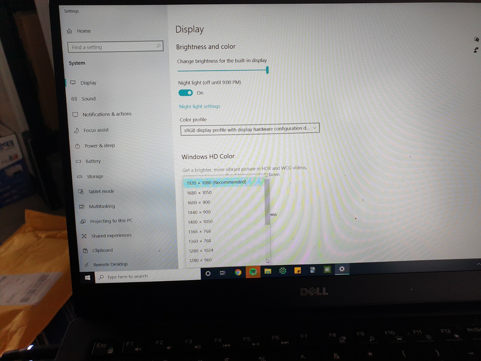 Dell XPS 13 9360 Quad Core i7-8550U 1.80 GHz 8GB RAM 256GB SSD UHD 620 Win10