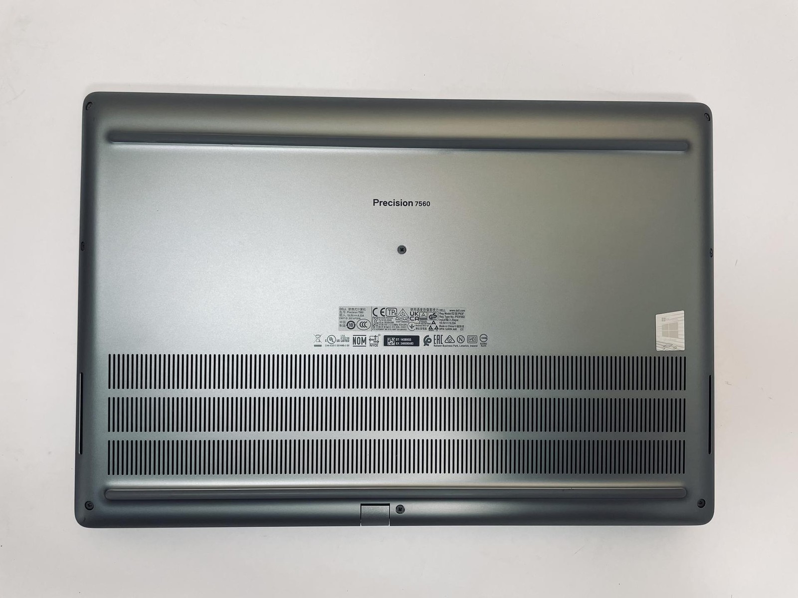 DELL PRECISION 7560 15″ Laptop Core i7 11850H 32GB 512GB NVMe Windows 11- READ