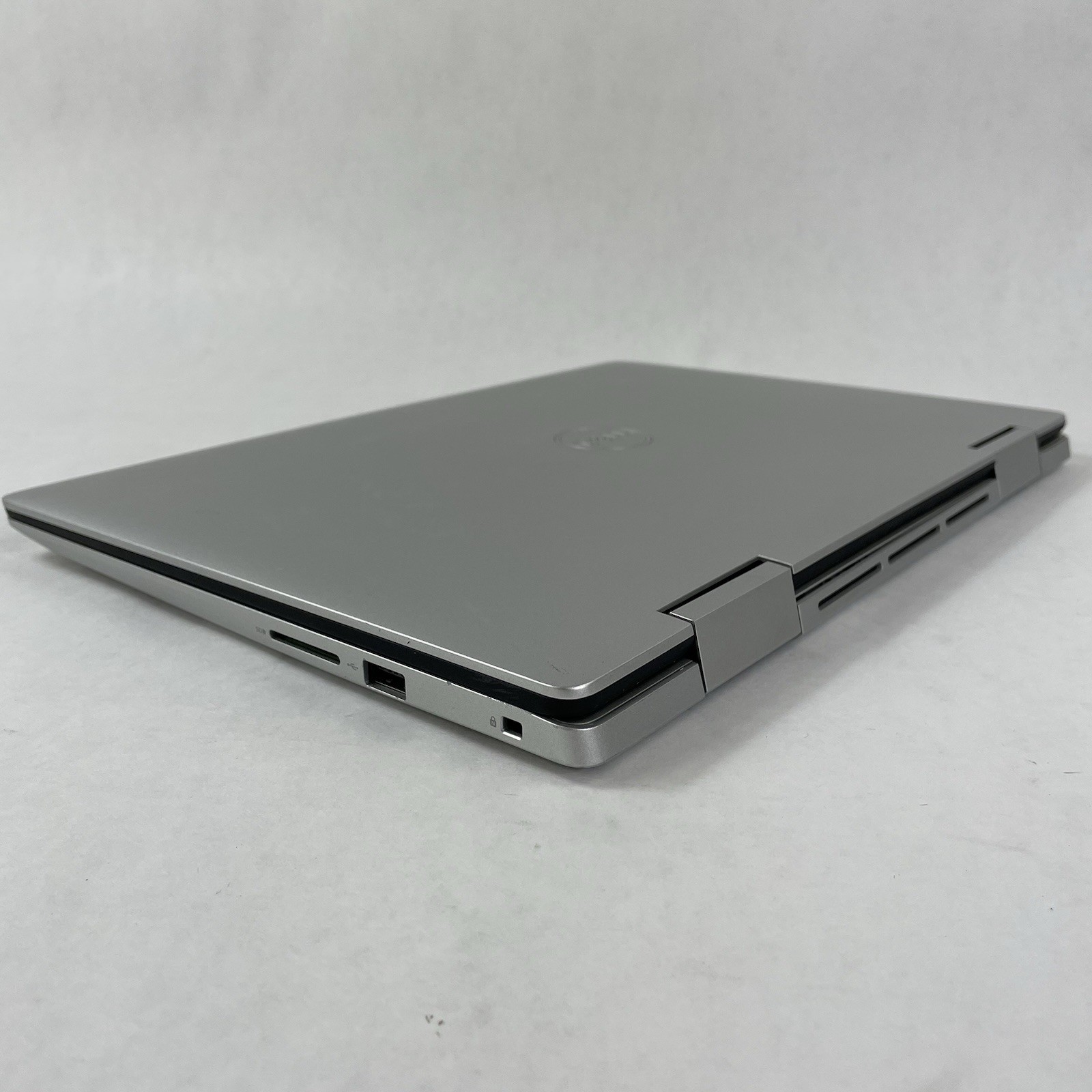 Dell Inspiron 5485 201 14″ Ryzen 5 3500U 3.7GHz 8GB RAM No SSD/OS/AC/Batt – READ