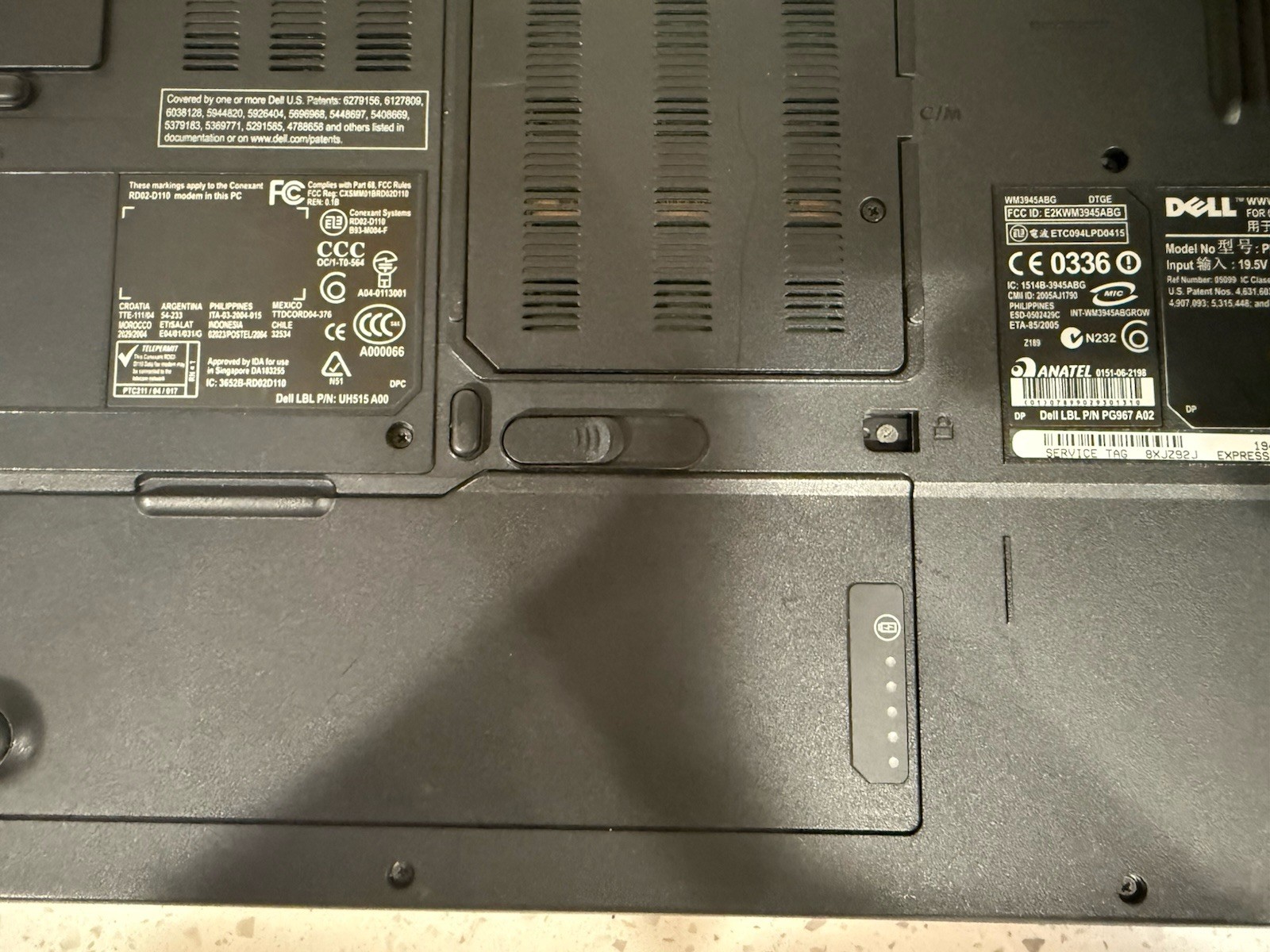 Dell Inspiron 6400 Laptop Intel Centrino 15.4″ Windows XP Media Center Wi-Fi DVD