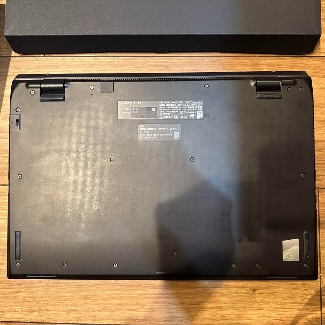 VAIO SX14 i5 1T/16G US-KB W11P Silver Windows11 Pro Intel Core i5 d728