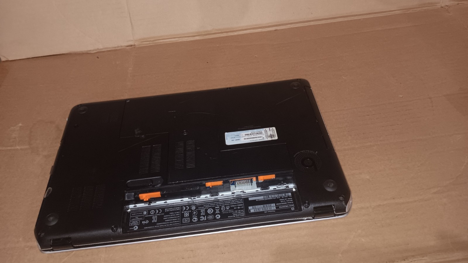 HP Pavilion M6-1045DX Laptop Intel core i5-3rd Gen Good Motherboard Boots Parts