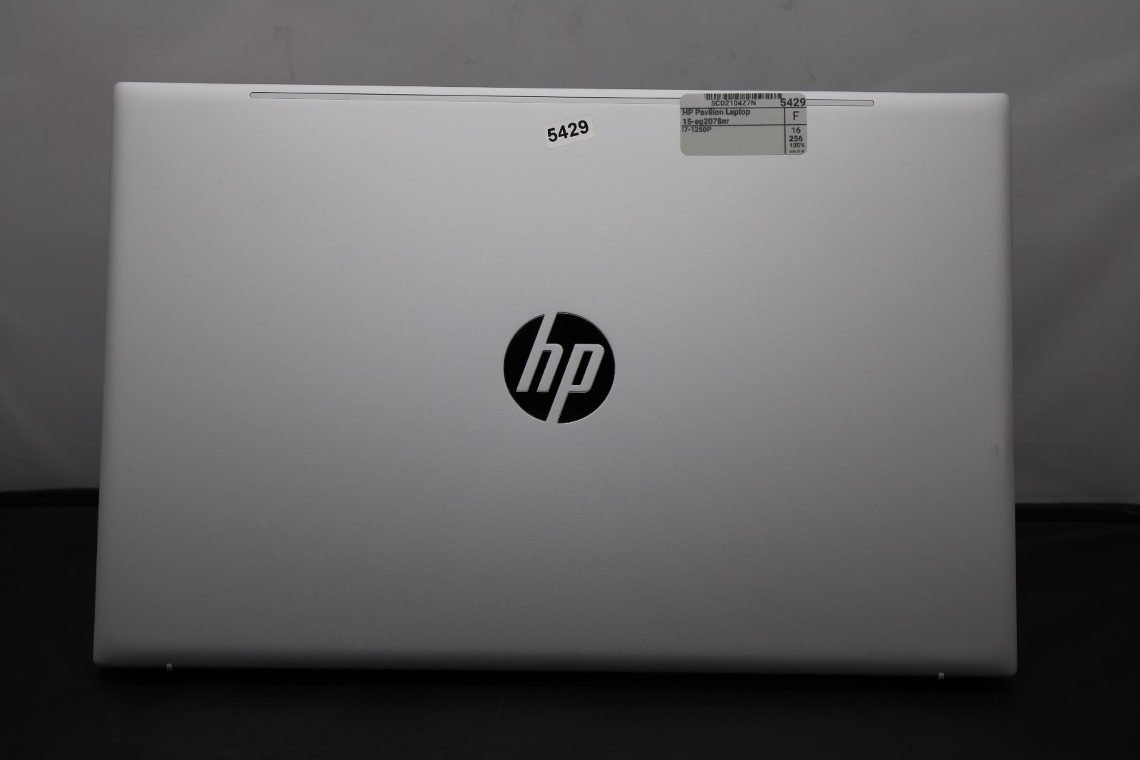 HP Pavilion 15-eg2078nr – i7-1260P – 16GB, 256GB, Windows 11 + Adapter