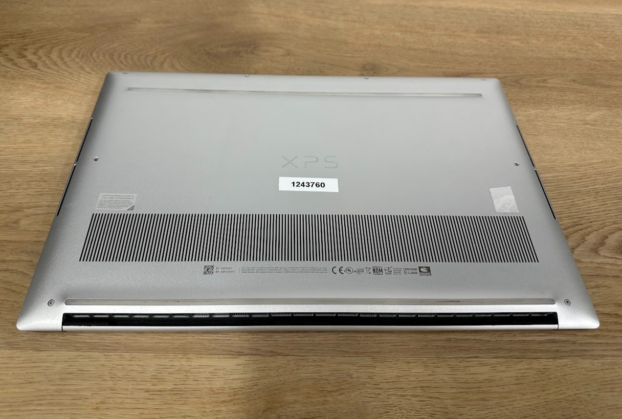 Dell XPS 15 9520, Core i9 12900HK, 32GB DDR5, Nvidia GeForce 3050Ti, 512GB SSD