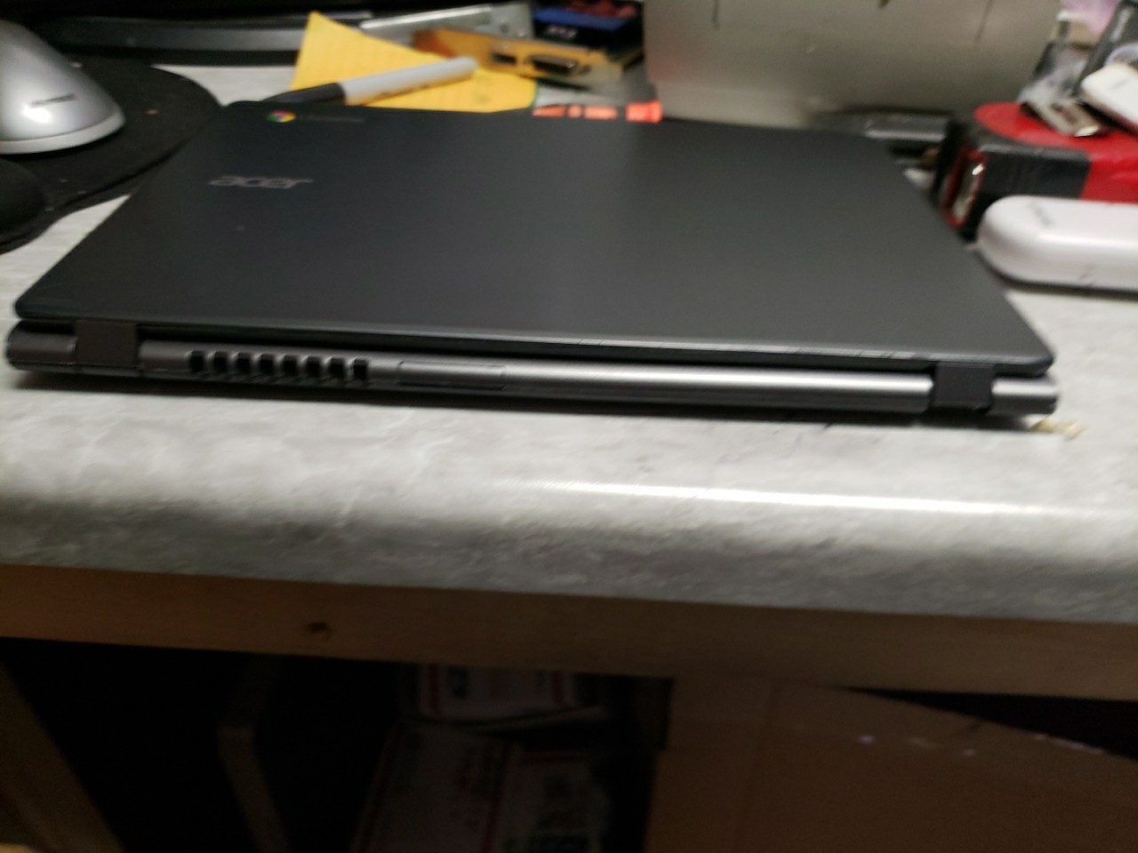 Acer Chromebook C720 16gb hard drive no charger free ship