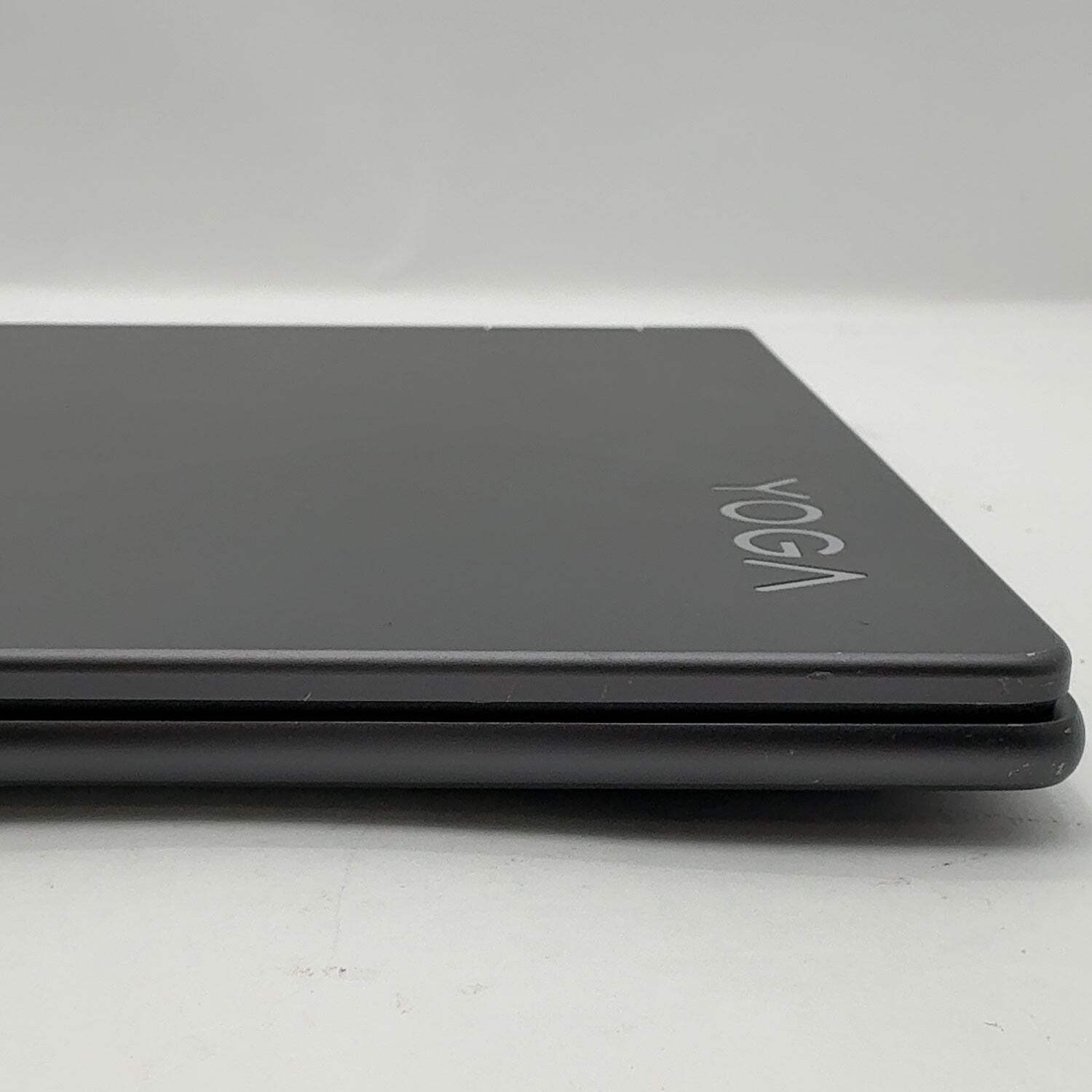 Lenovo Yoga 7i 2-in-1 16IRL8 16″ i7-1355U 1.7GHz 16GB RAM 512GB SSD
