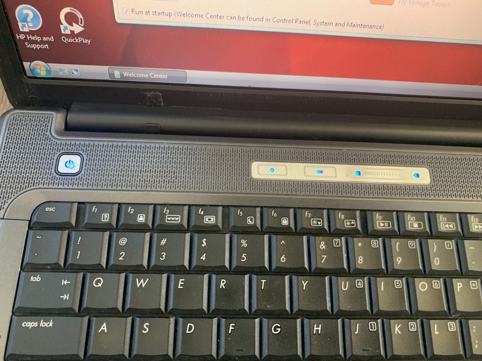 Compaq Presario V6000 15.4″ AMD Sempron 3500+ 1.80Ghz 1GB RAM 60GB HDD Win Vista
