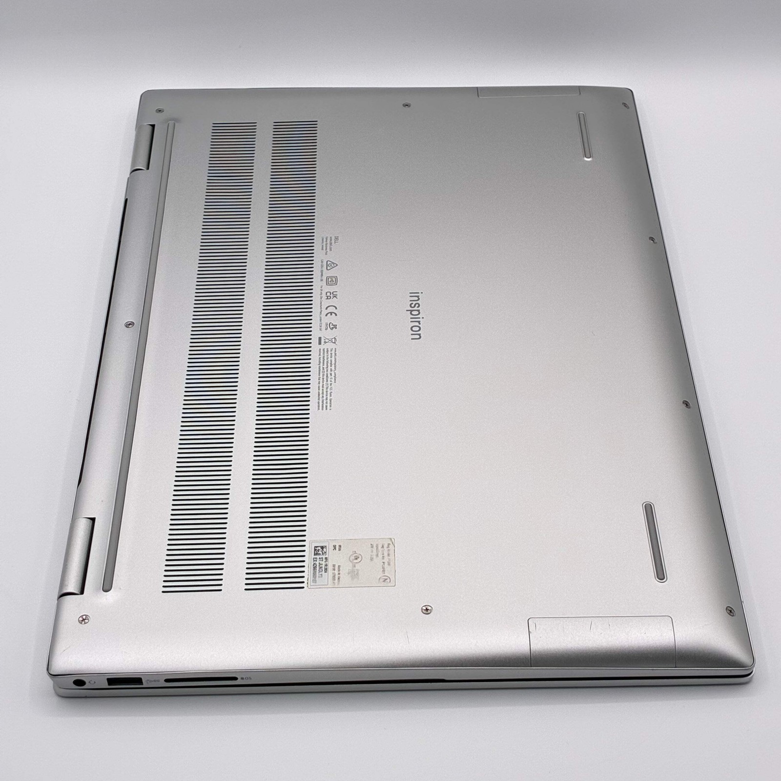 Dell Inspiron 16 7630 i7 13th Gen 16GB RAM 1TB Silver