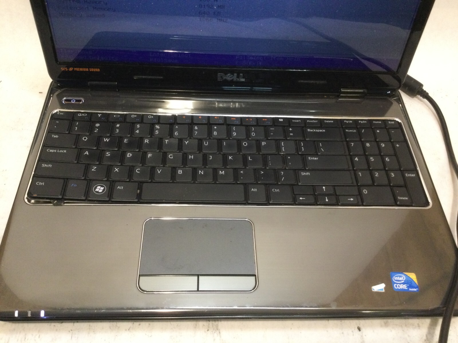 Dell Inspiron N5010 15.6” / Intel Core i3 M370 @ 2.40GHz / (MISSING PARTS!) -MR