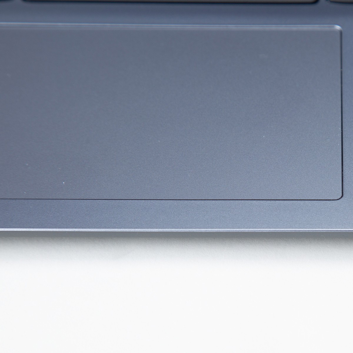 Lenovo IdeaPad Slim 3 15IAN8 15.6″ Full HD Laptop – Arctic Gray SKU#2008939