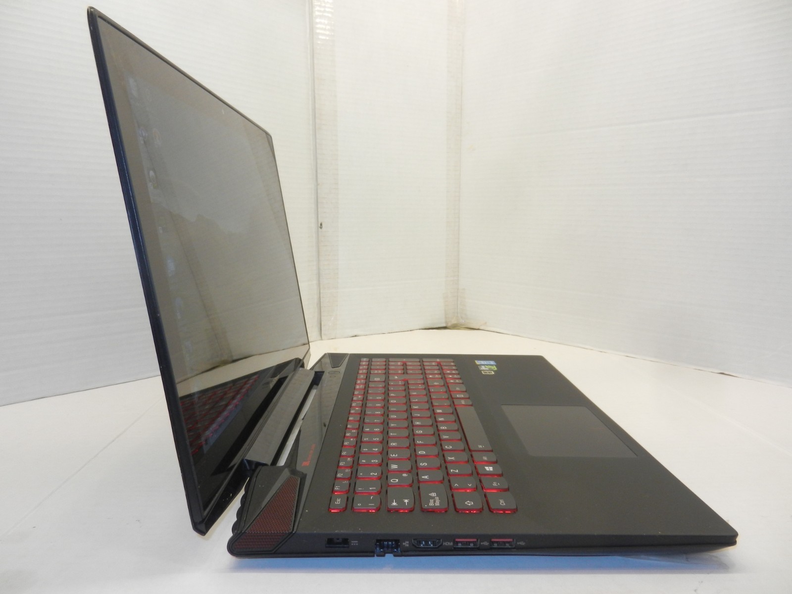 LENOVO Y50-70 TOUCH 15.6″ CORE i7-4710HQ@2.6 GHz 4TH GEN 16GB RAM 1TB HDD WIN 10