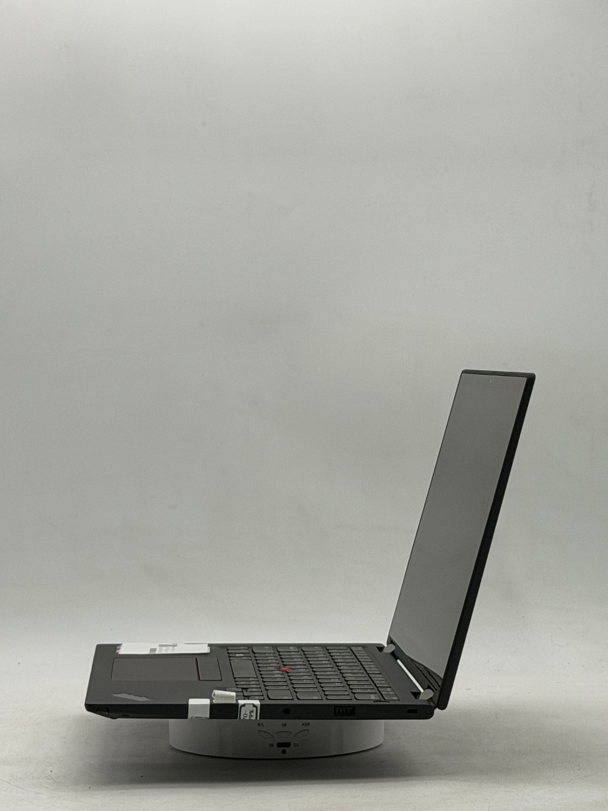Lenovo ThinkPad X13 Yoga Gen 2 (2-in-1) 13.3″ i5-1135G7 8GB 256GB |NO OS Read|