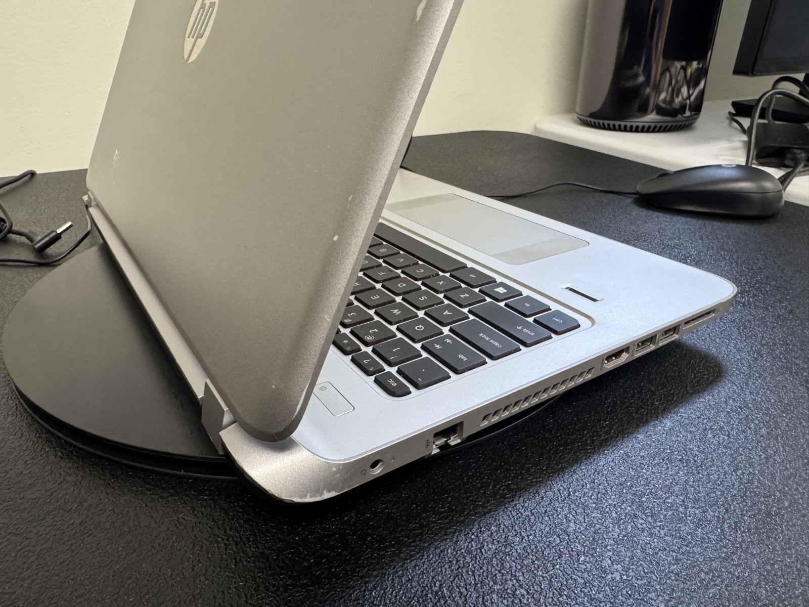 HP Envy 15 ProtectSmart Laptop (i7 4th Gen, 12GB RAM, 1TB HDD)