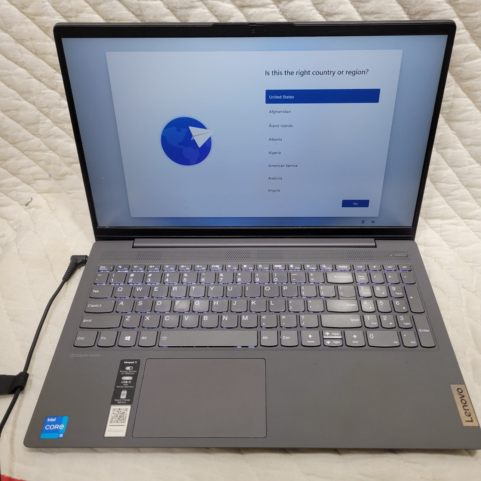 Lenovo IdeaPad 3 15ITL6 15.6″ i5-1135G7 2.4GHz 8GB RAM 512GB SSD With AC Win 11