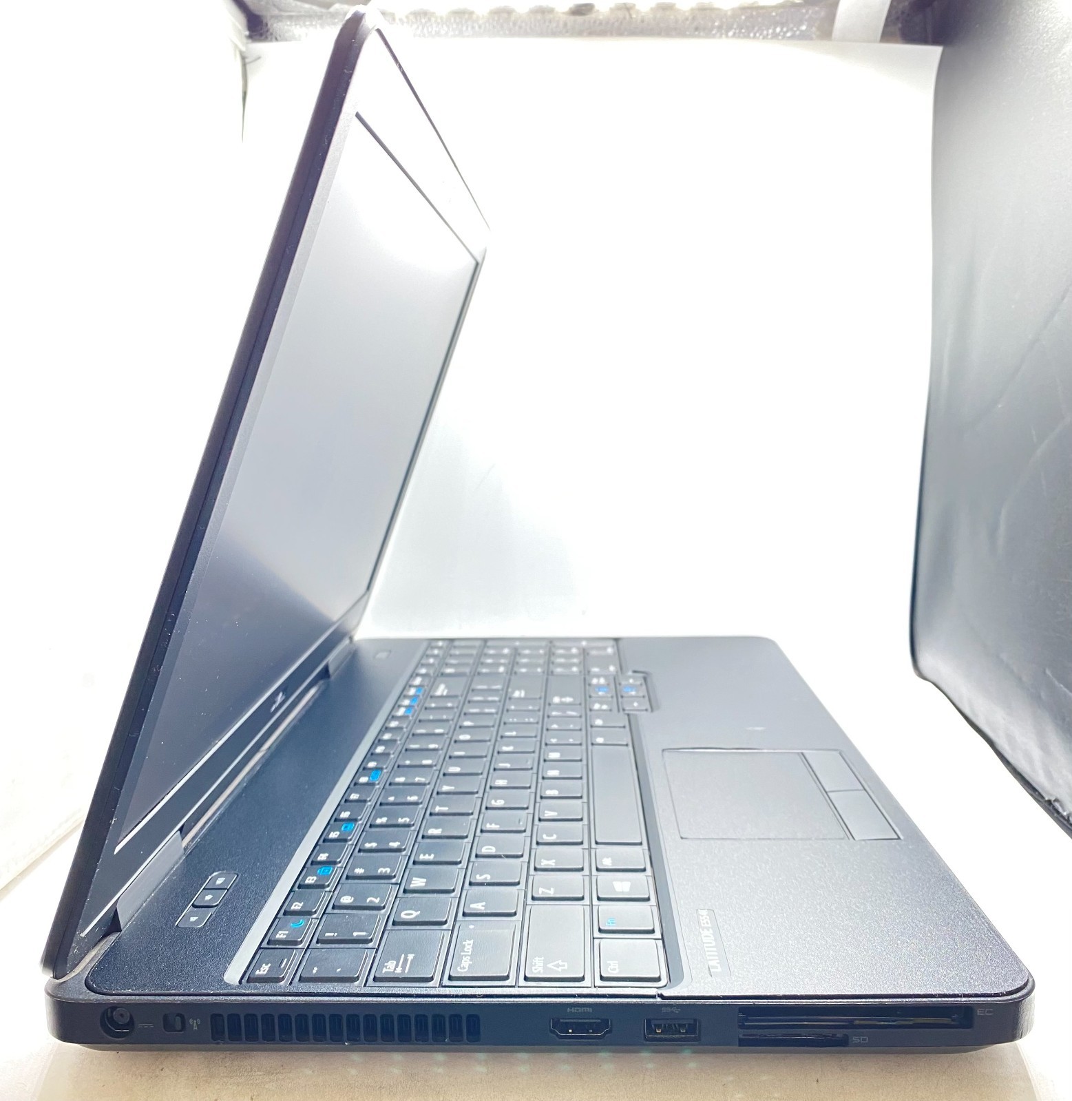 Dell Latitude E5540 15.6″ Laptop Intel Core i5-4310U 2.0GHz 8GB RAM 256GB SSD