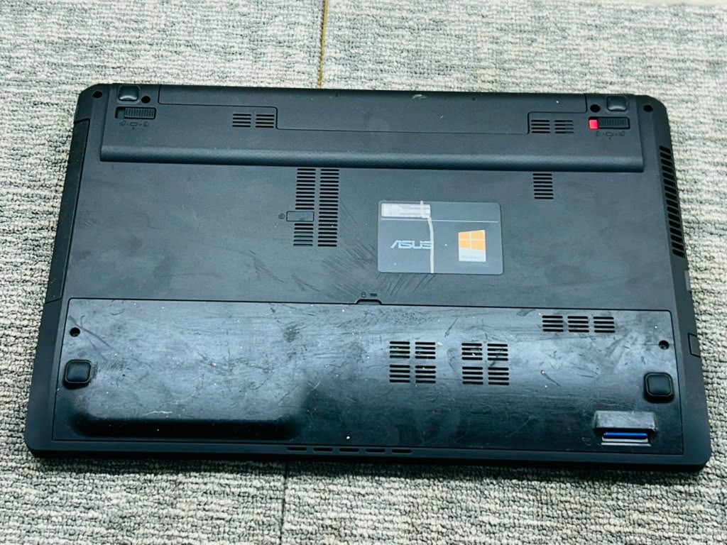 ASUS Q500A-BH15N01 Core i5 6GB Ram 750GB 15.6″ Laptop Windows 10 Tested – 703927