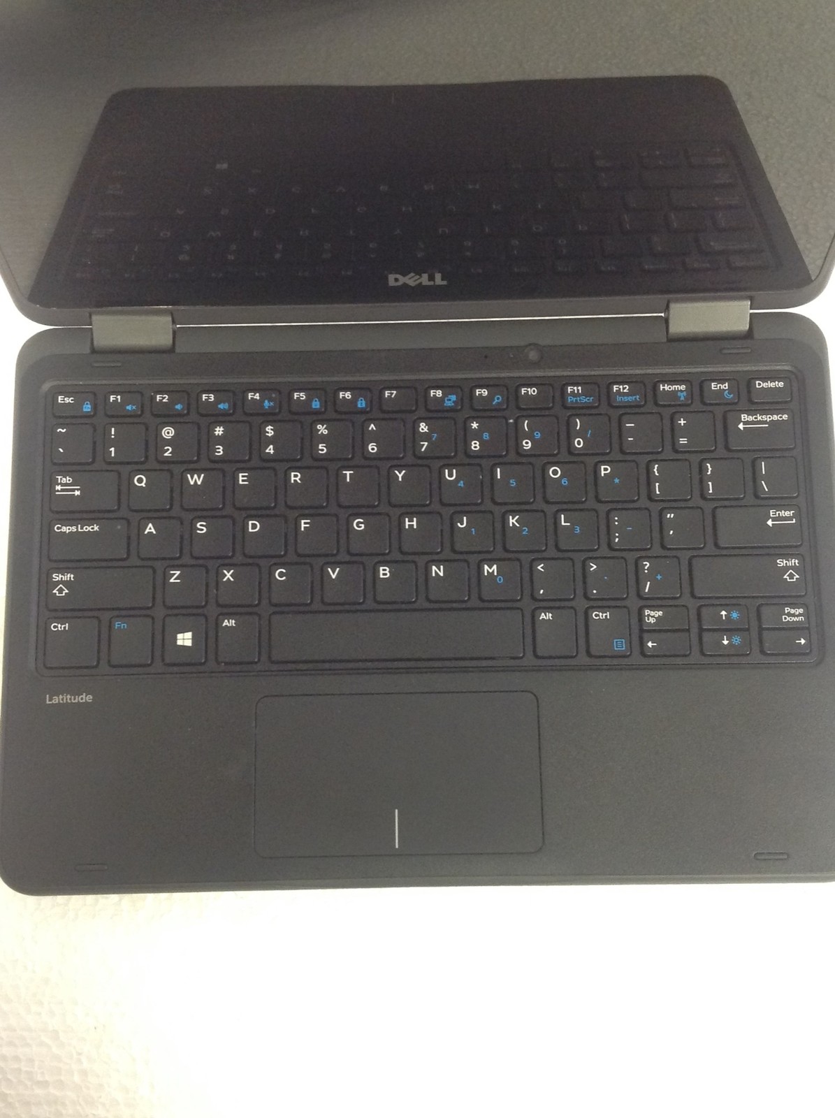 Dell Latitude 3189 Intel Pentium N4200 1.10GHz 11.6″ Laptop 128GB M2, 4GB WORKS