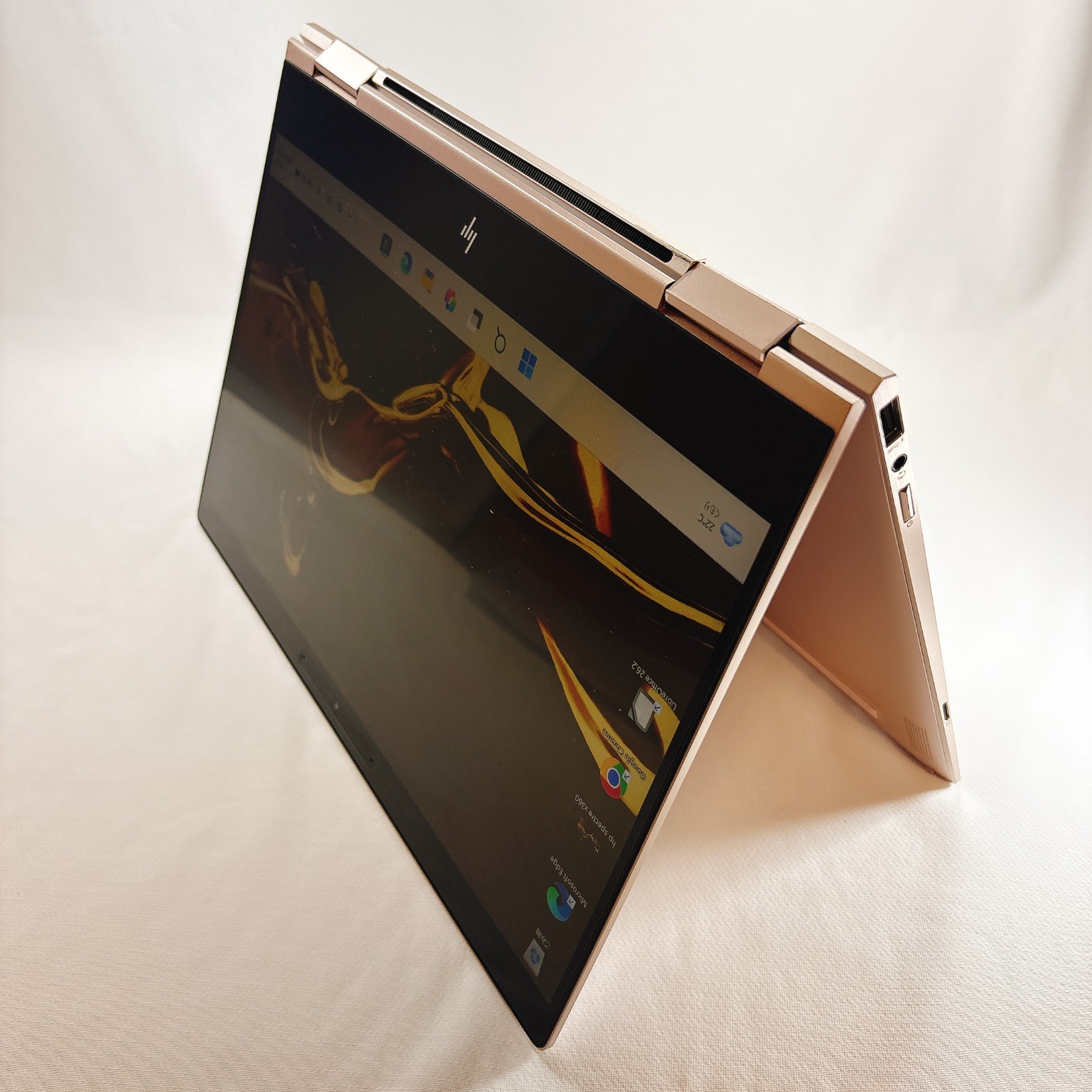 HP Spectre x360 13-ae0xx i7 16GB 512GB SSD 13″ Touch 2-in-1 Rose Gold Laptop 764