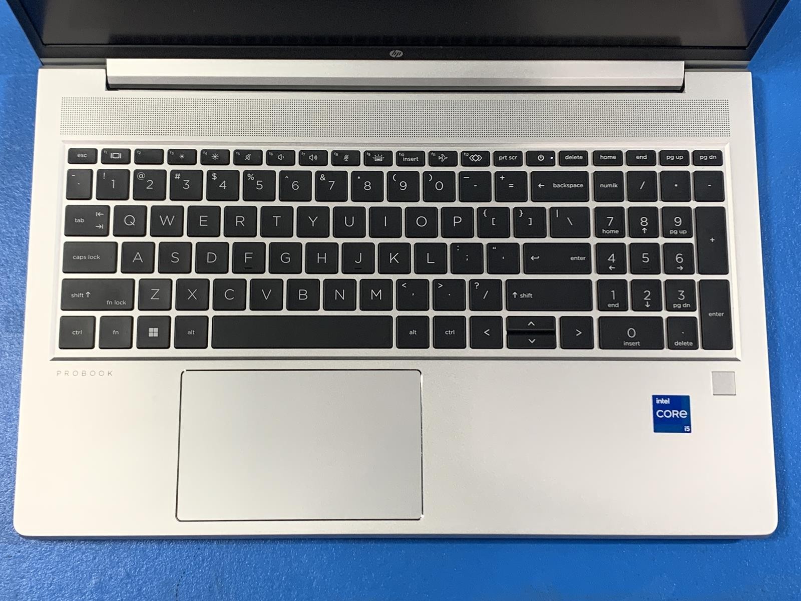 HP ProBook 450 G10 Core i5 1335U 2.50GHz 16GB DDR4 256GB SSD Silver NO OS Dent