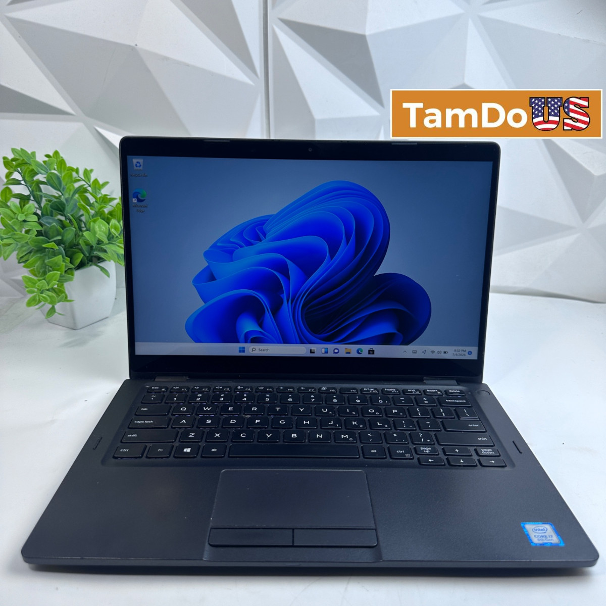 Dell Latitude 5300 2-in-1 13.3″ FHD Laptop, i7-8665U, 16GB RAM, 512GB SSD