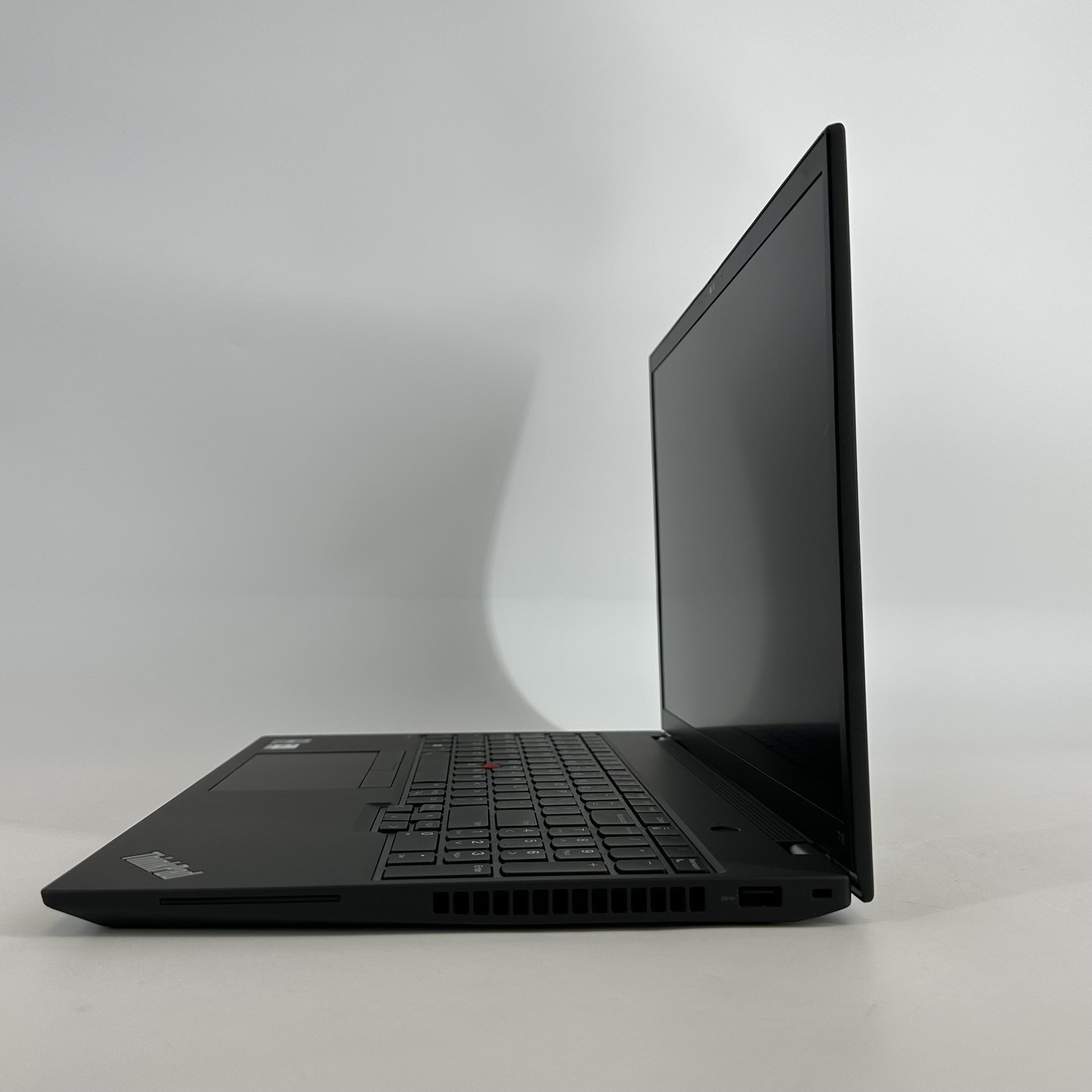 Lenovo ThinkPad T16 Gen 1 Gray FHD+ 2.2 GHz i7-1270P 16GB 512GB SSD FRAME SPLIT