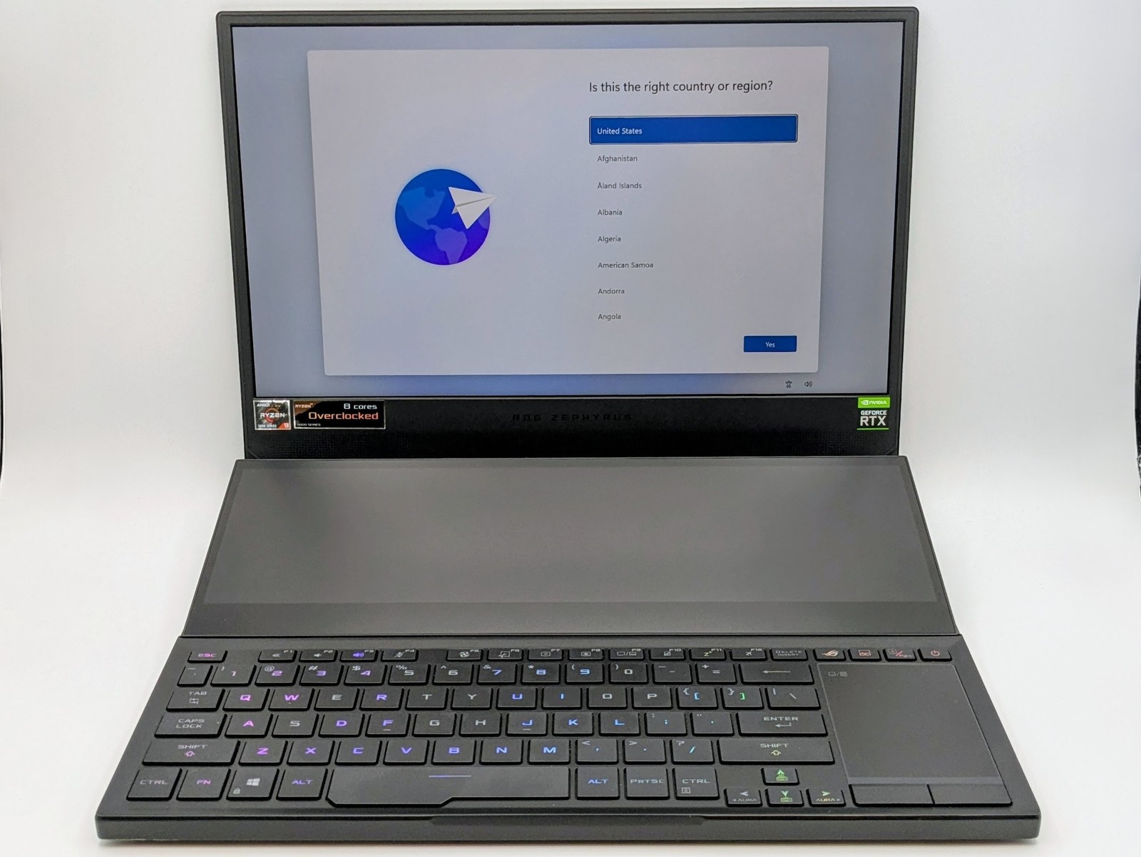Asus ROG Zephyrus Duo SE 14″ FHD Touch RYZEN 9 5900HX 2TB SSD 32GB W11P RTX 3080