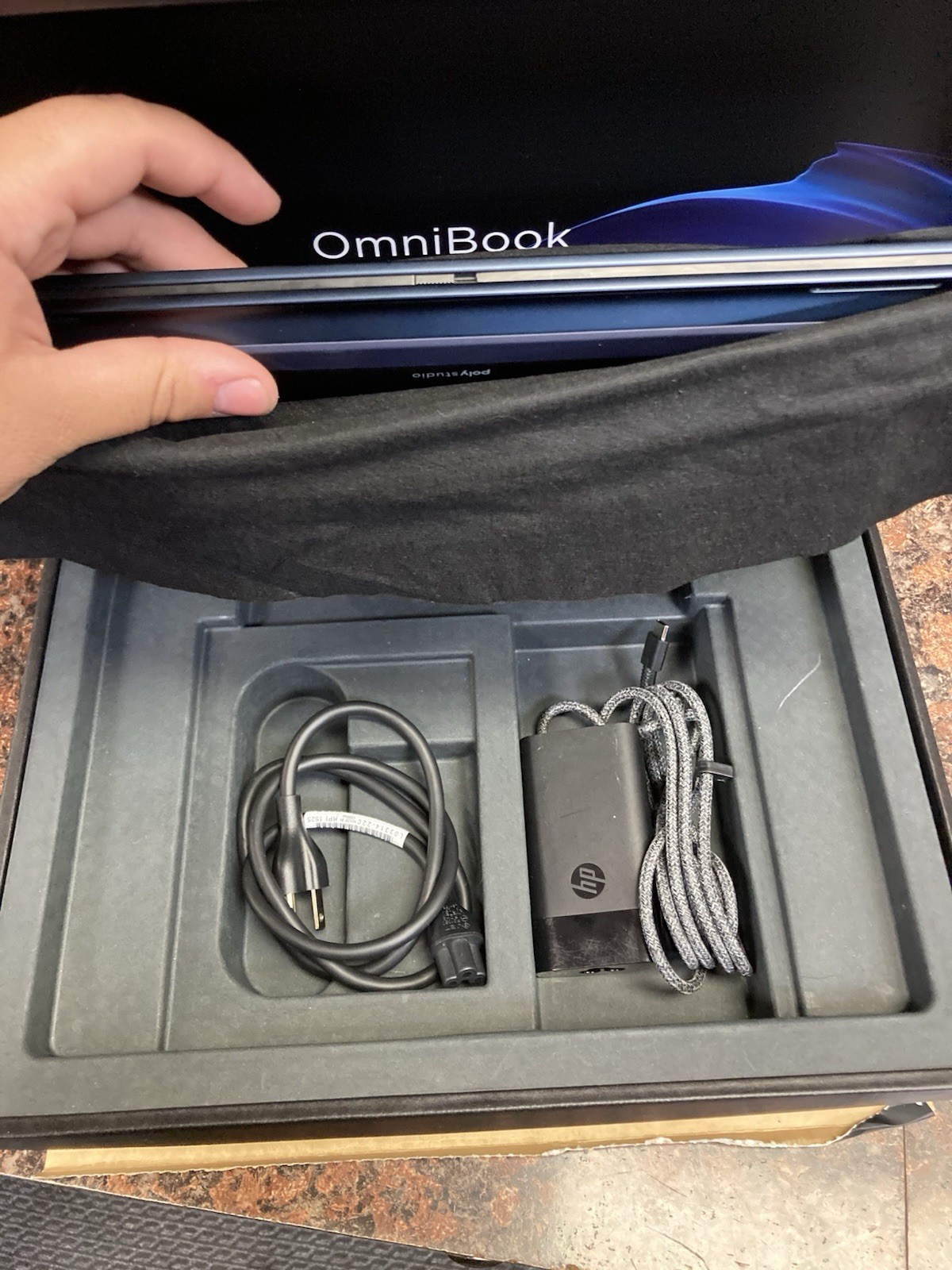 Hp OmniBook X Flip 14 Laptop, 512GB SSD, 16GB RAM, 14″ Touchscreen, fm0013dx B2