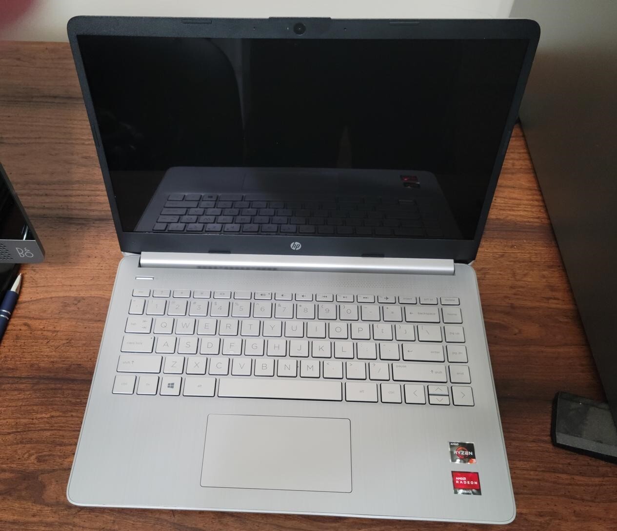 HP Flagship 14 Laptop Computer 14” HD Touchscreen Display AMD Ryzen 3 3250U 