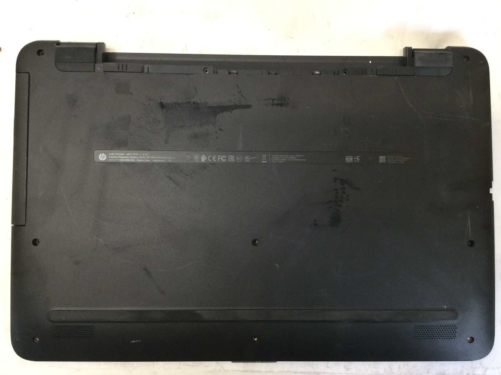 HP NOTEBOOK 17-X127CL – BOOTS TO BIOS – INTEL I7-7500U – NO RAM – READ DESC-BB