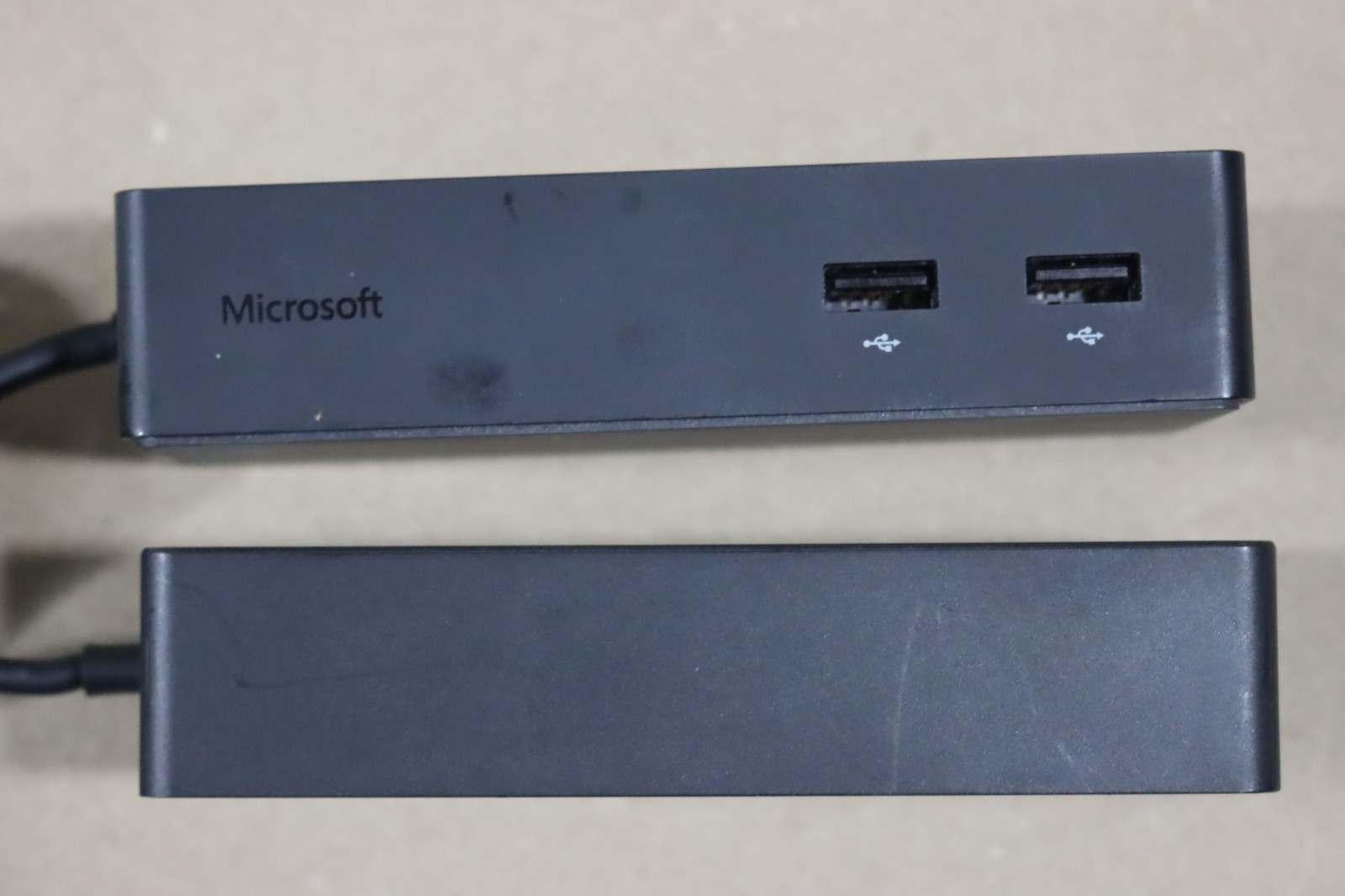Microsoft Surface Pro 5 i5-7300U 8GB RAM 256GB Wi-Fi + LTE