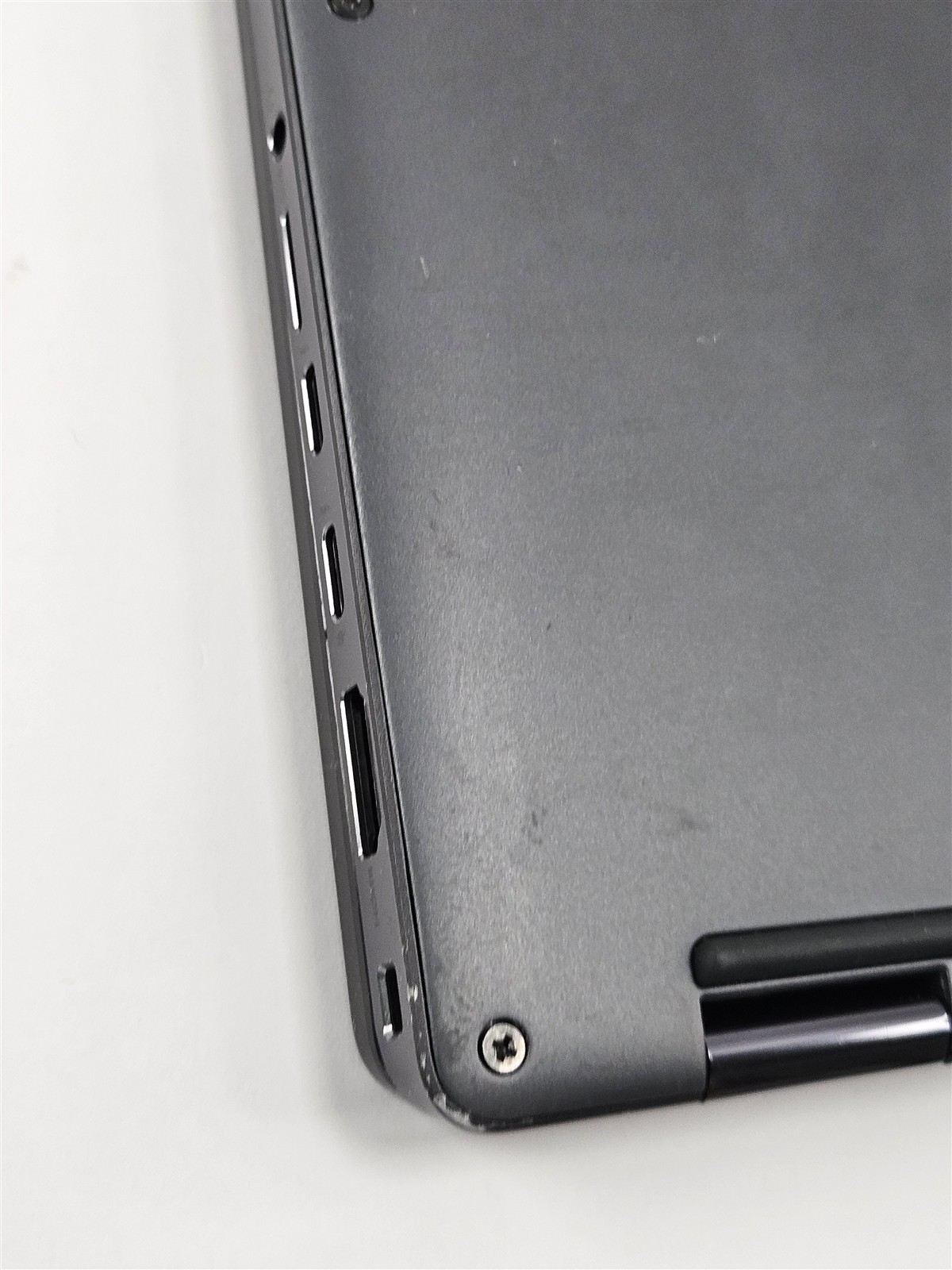 Dell 14″ Latitude 9430 2-in-1 Intel Core i7-1265U 16GB 256GB SSD Iris Xe Gray