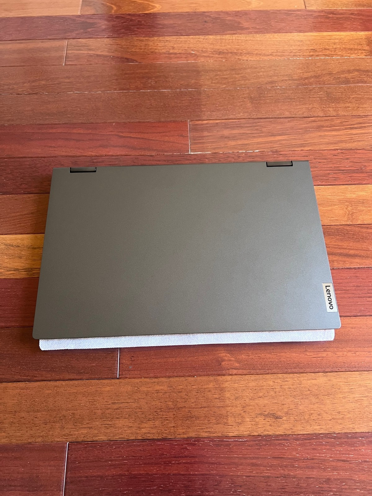 Lenovo Ideapad Flex 5i 14″ FHD Touch Ryzen 3 5300U 4GB RAM 512GB SSD Win11H Grey
