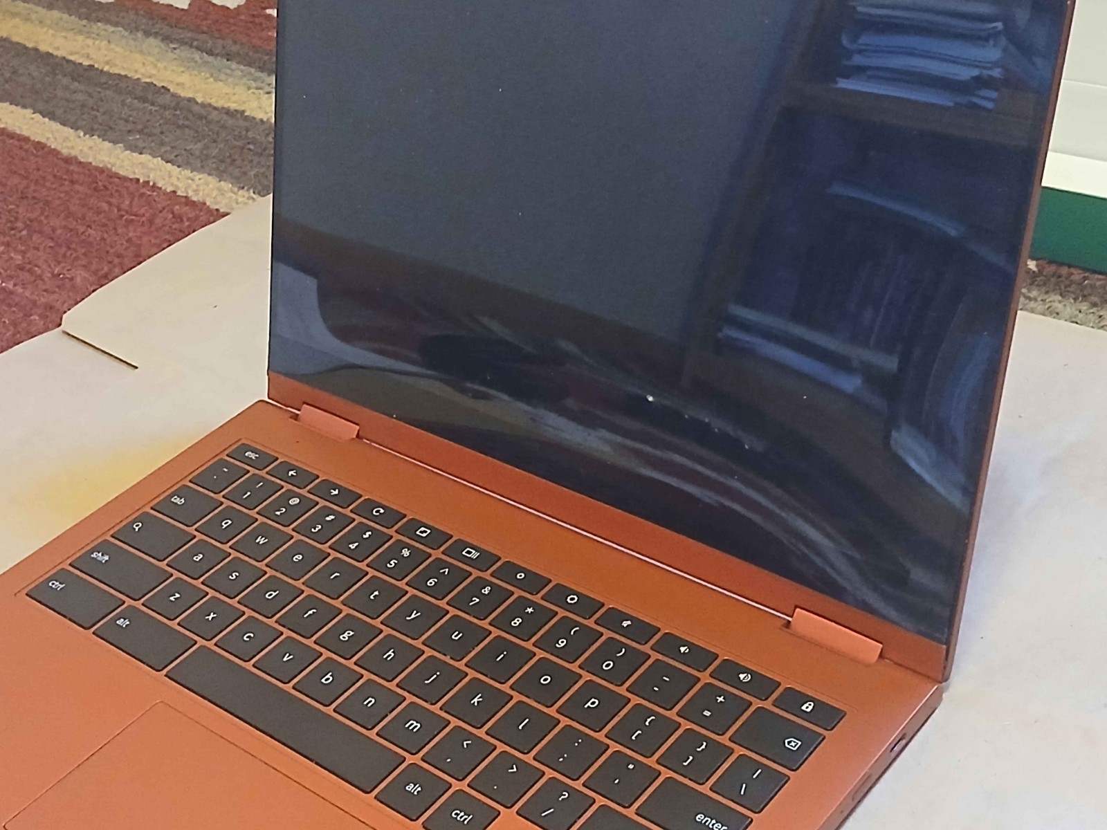 *READ* Samsung Galaxy Chromebook 2 13.3″ (8GB RAM 128GB Drive)
