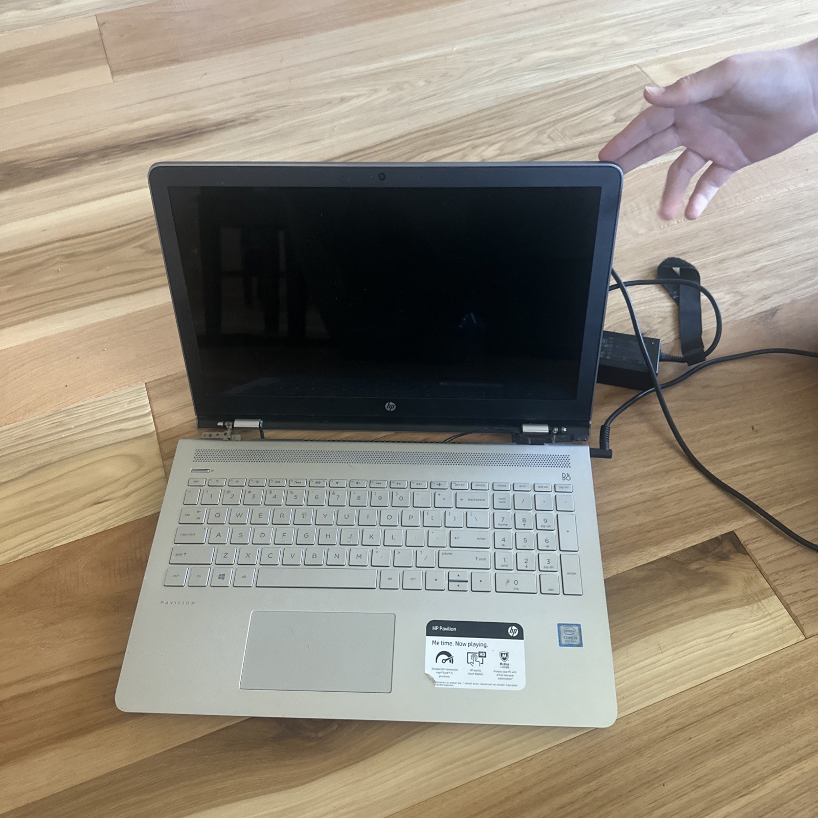 HP Pavilion 3168NGW 15.6″ Intel Core A6 9220 2.50Ghz 8GB RAM 250GB SSD